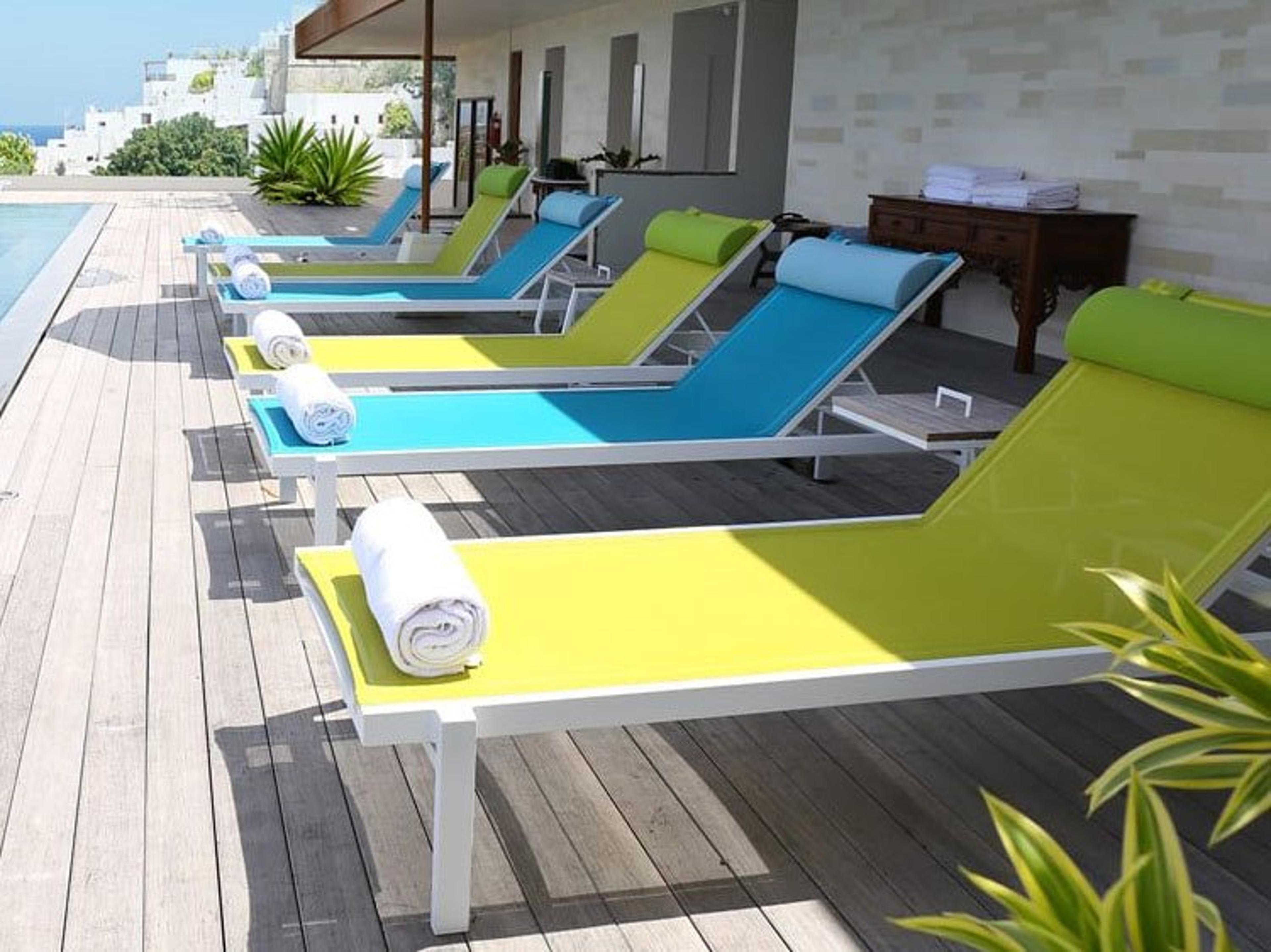 MamaGreen Allux Aluminum Outdoor Patio Lounge Set