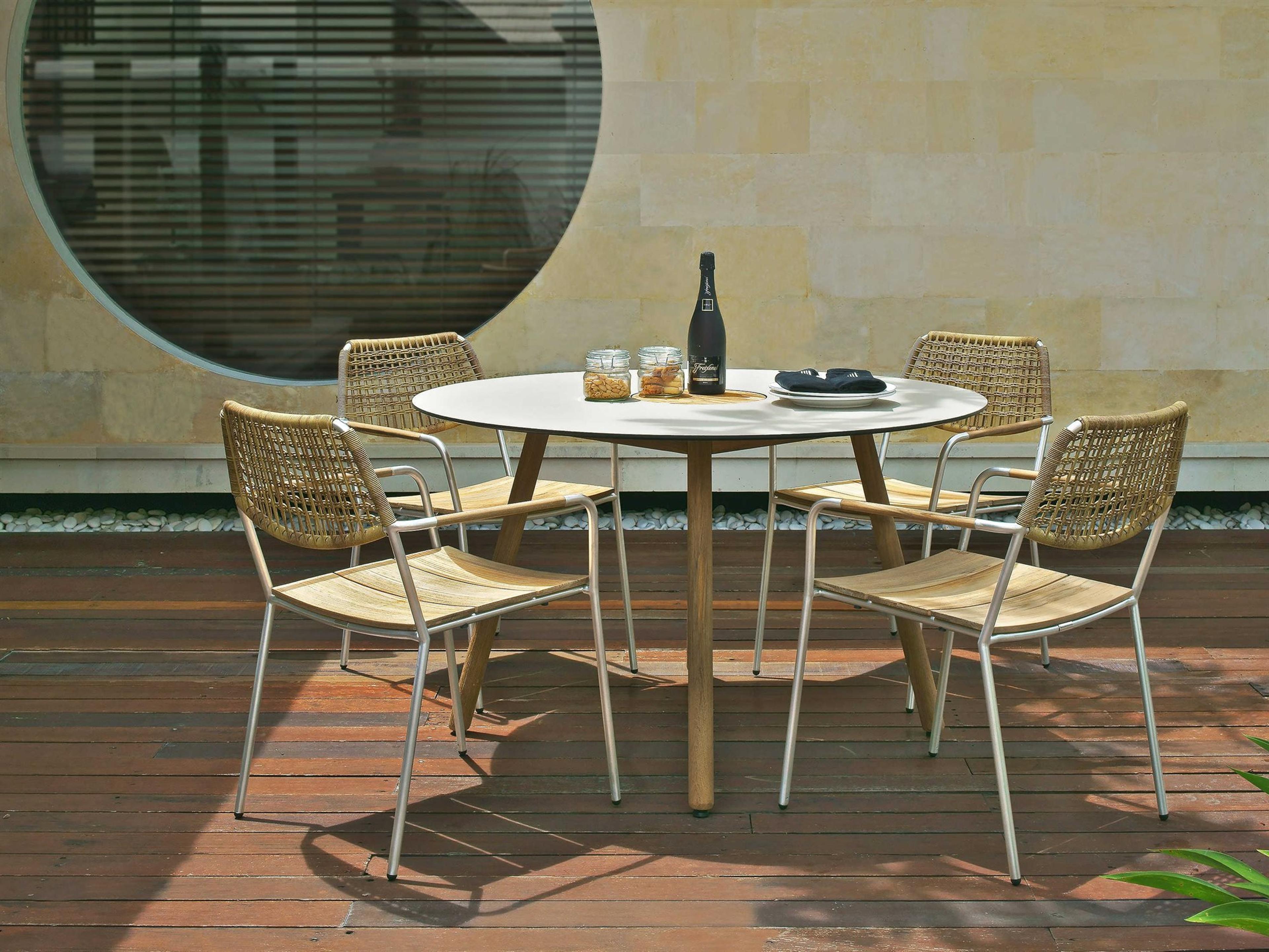 Mamagreen Bono Teak Patio Dining Set
