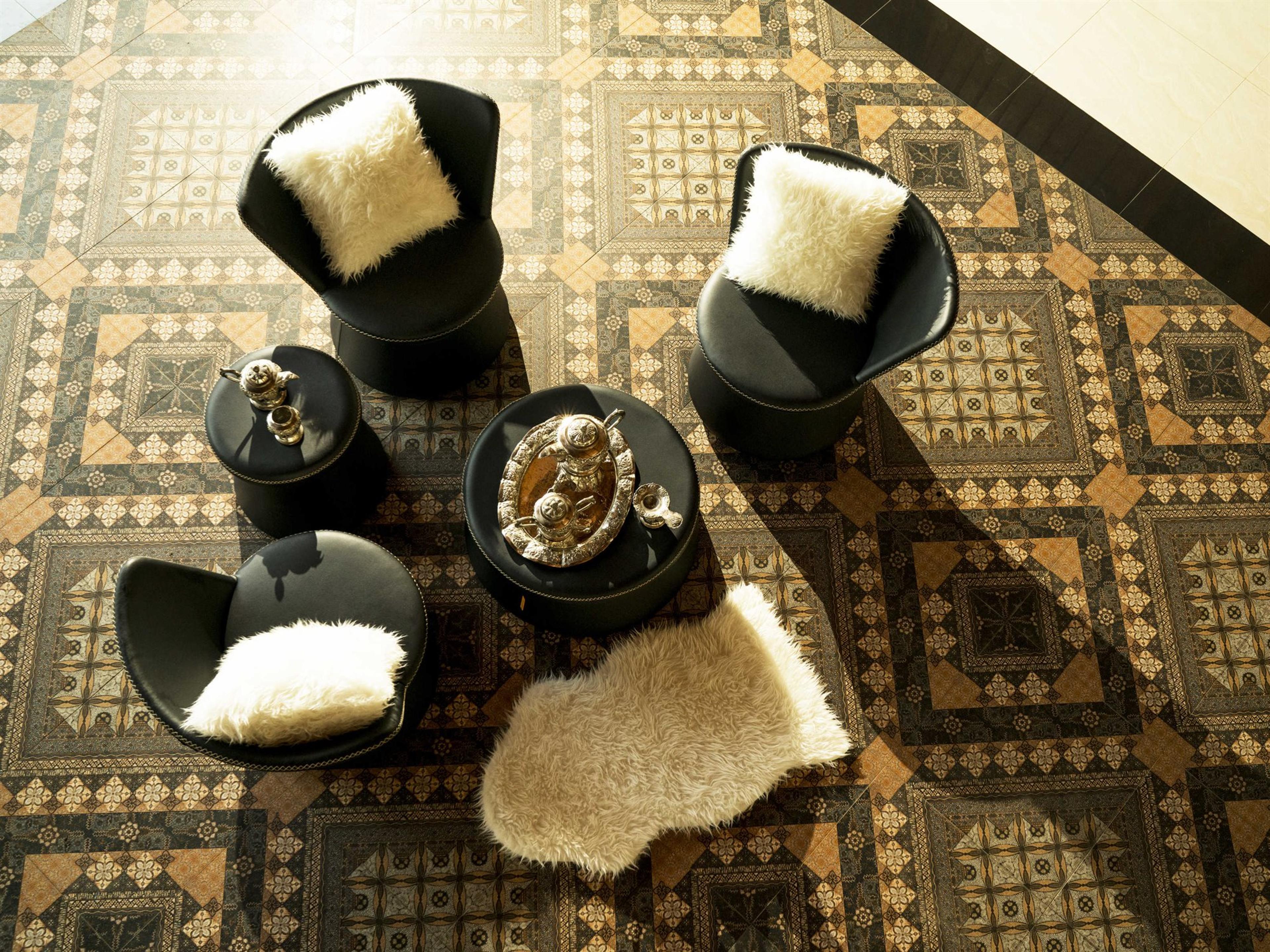 Mamagreen Stizzy Fabric Cushion Patio Lounge Set