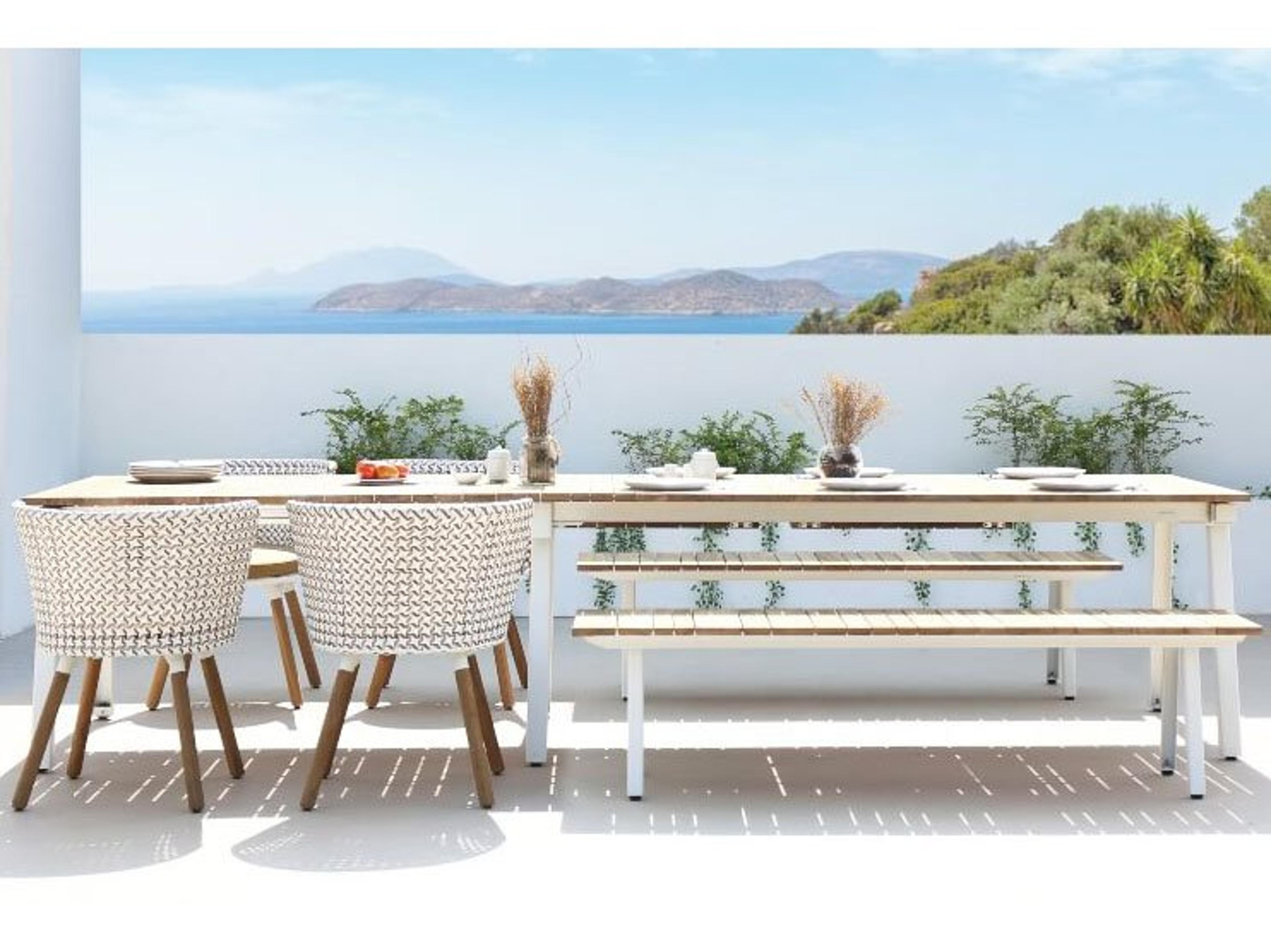 MamaGreen Maxximus Steel Outdoor Patio Dining Set