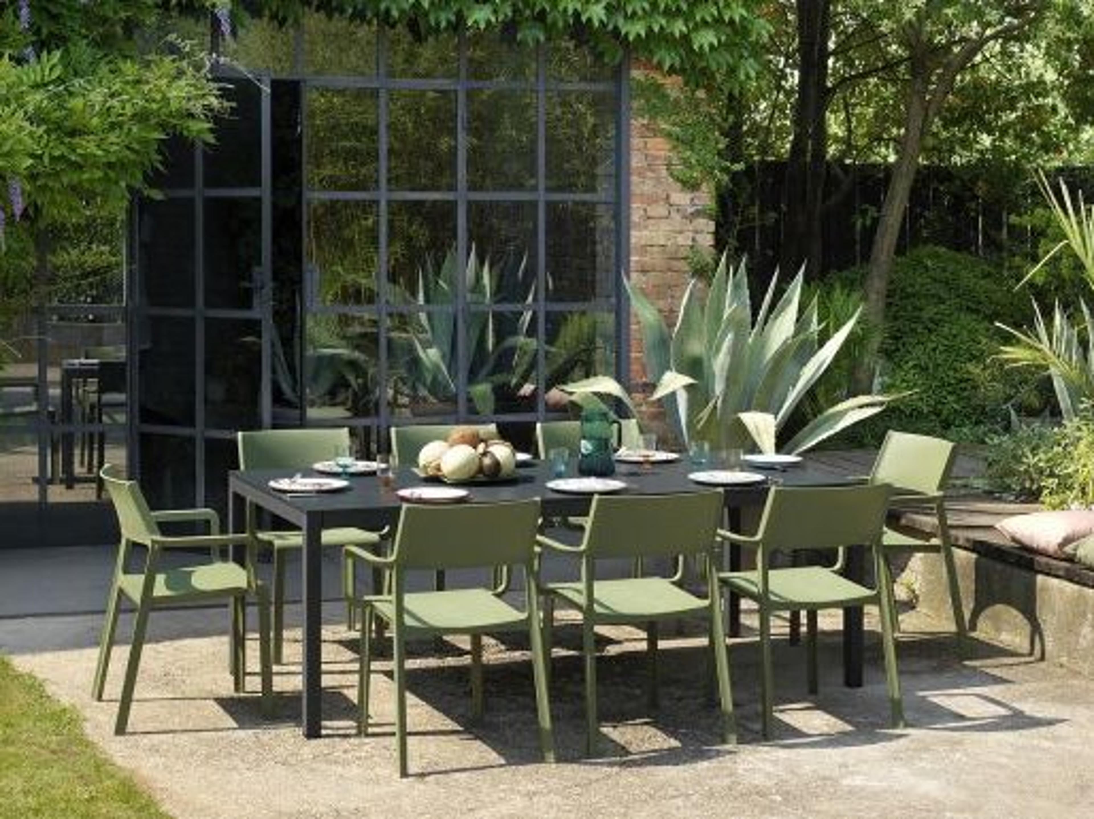 Nardi Trill Resin Casual Patio Dining Set