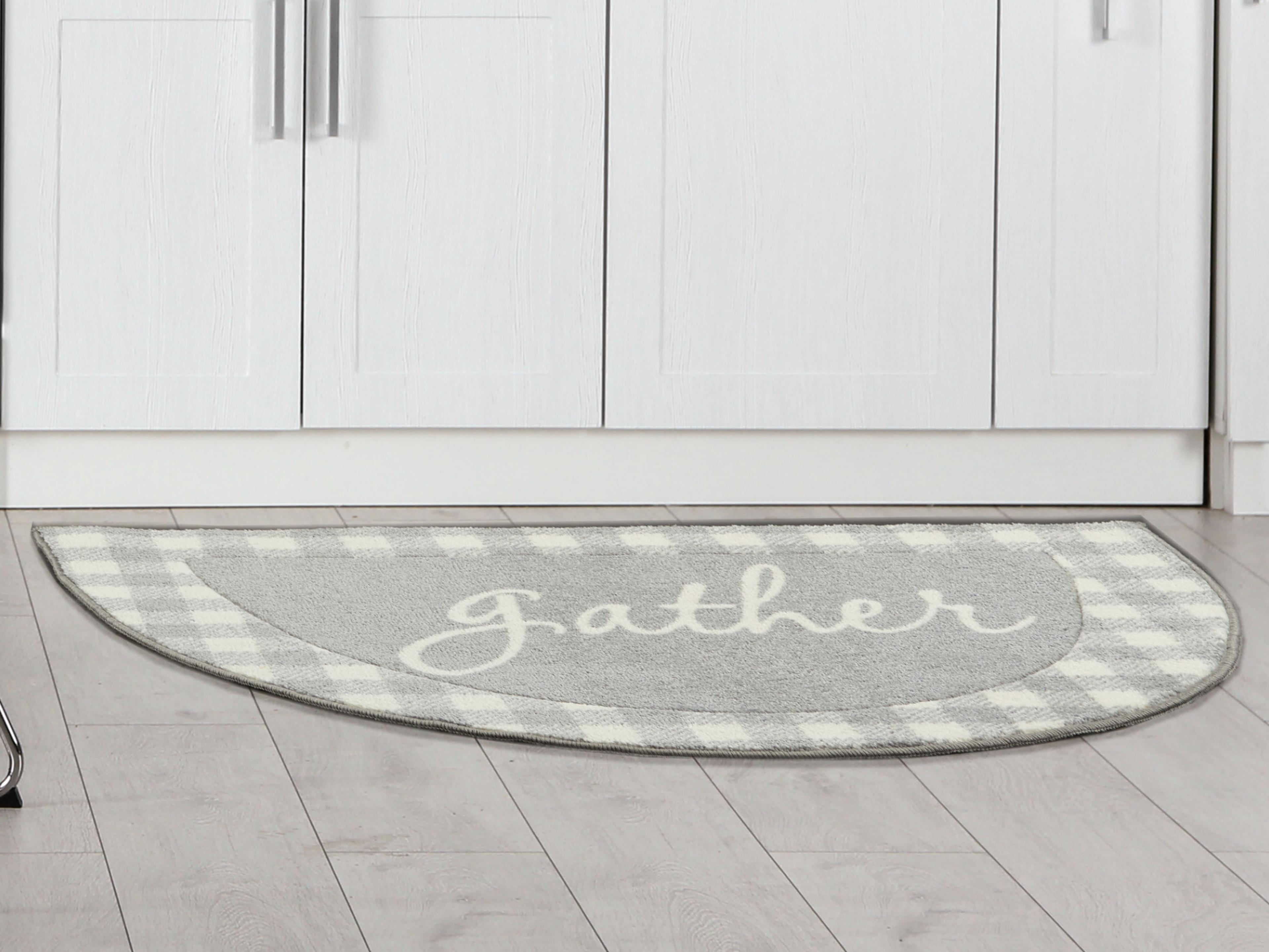 Nourison Accent Decor Xmas Slice Area Rug