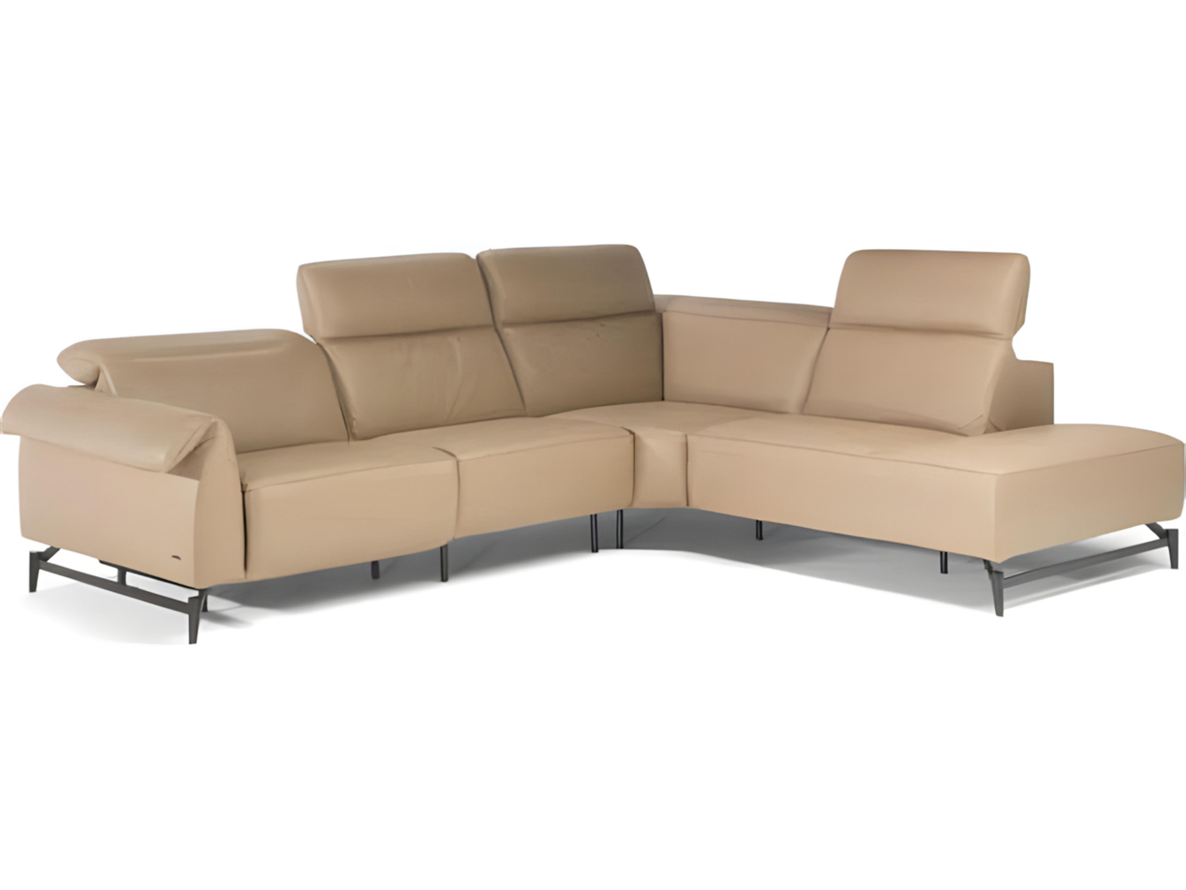Natuzzi Editions Leggiadro Sectional Sofa