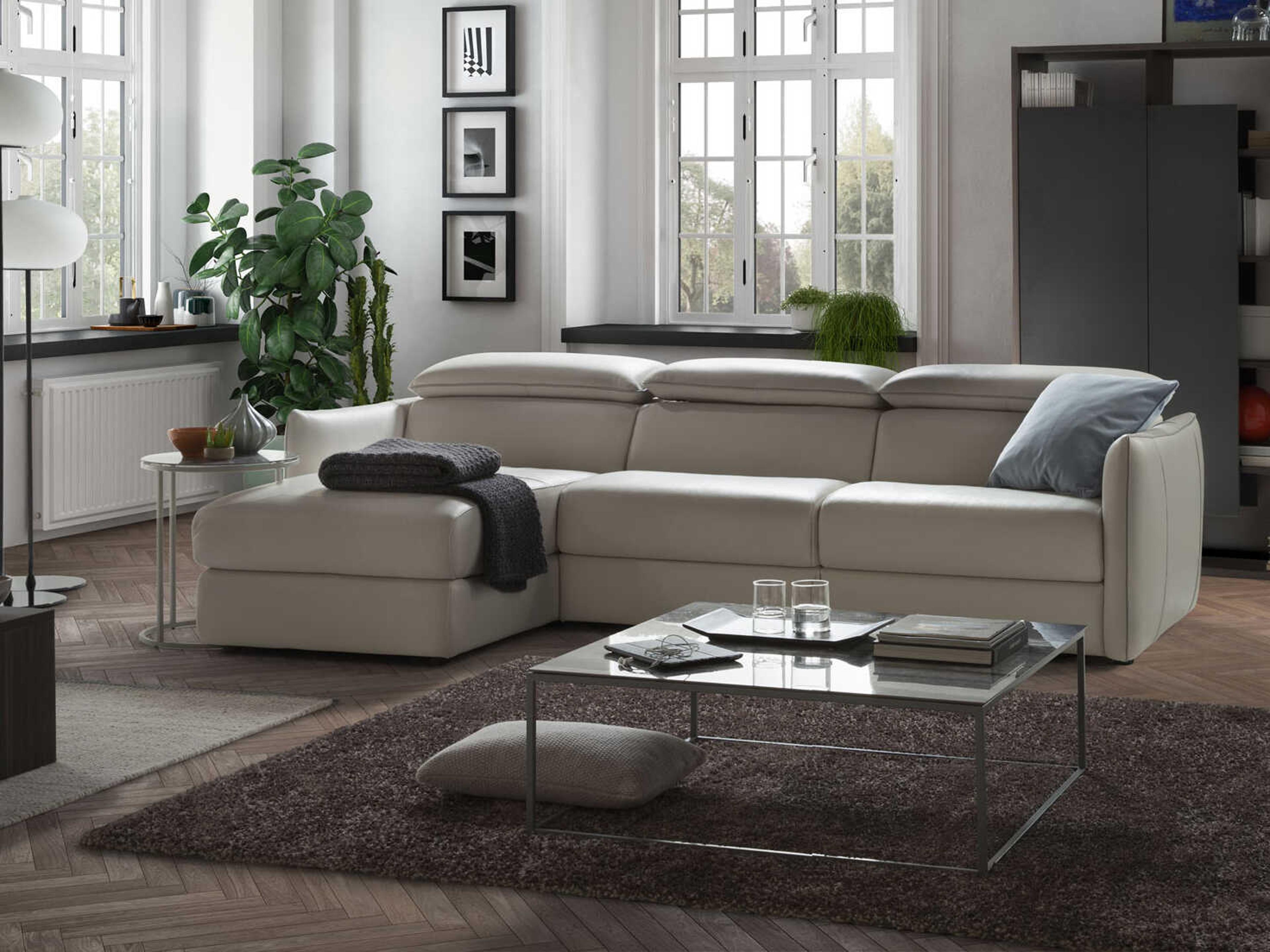 Natuzzi Editions Meraviglia Leather Sectional Sofa