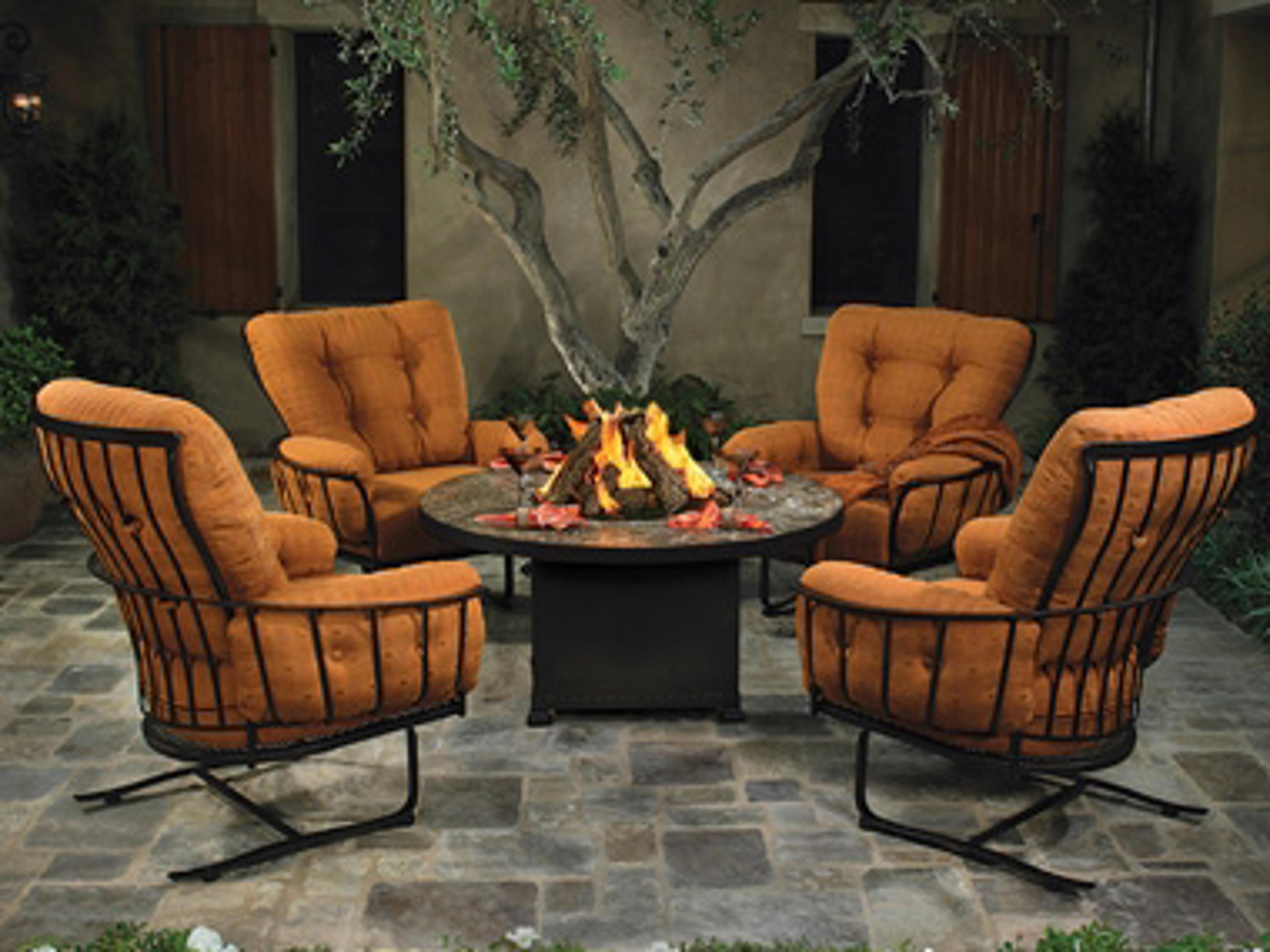 OW Lee Monterra Wrought Iron Outdoor Lounge Set