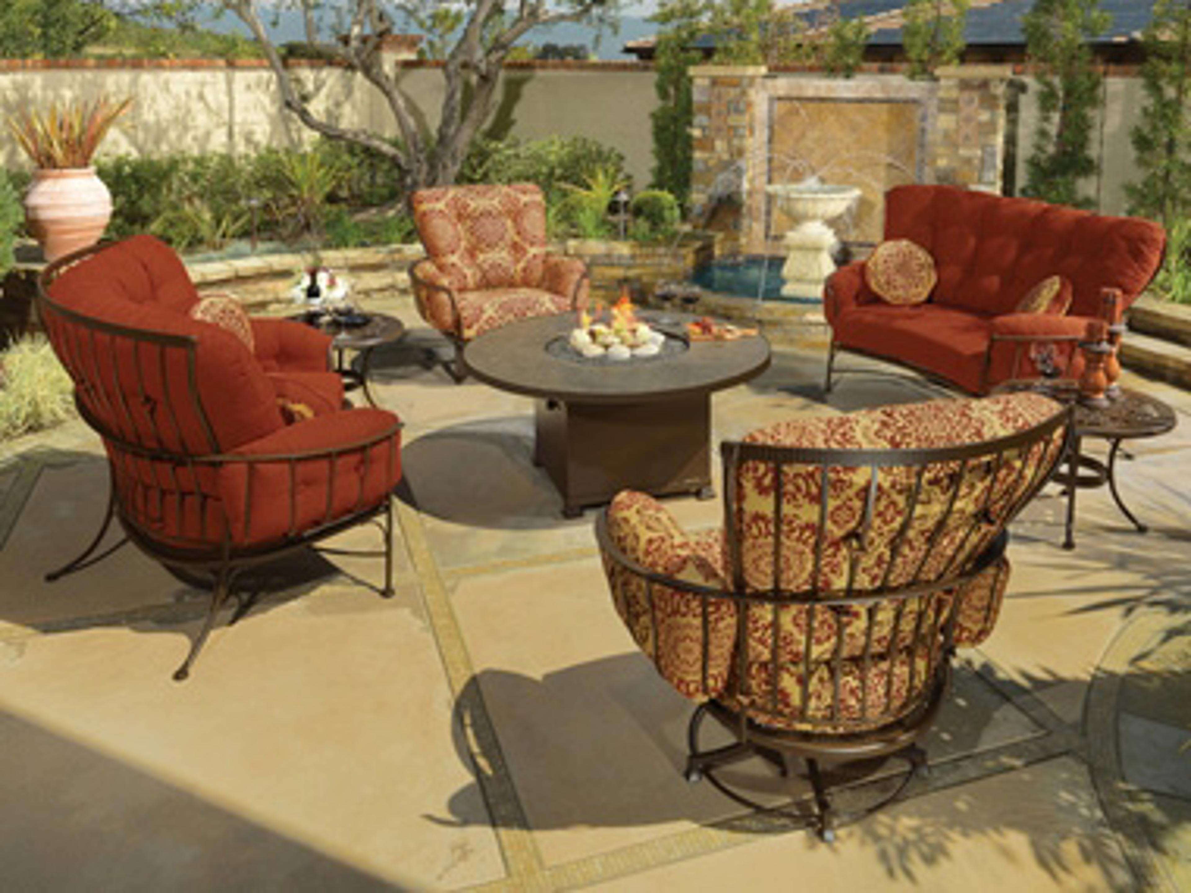 OW Lee Monterra Wrought Iron Patio Lounge Set