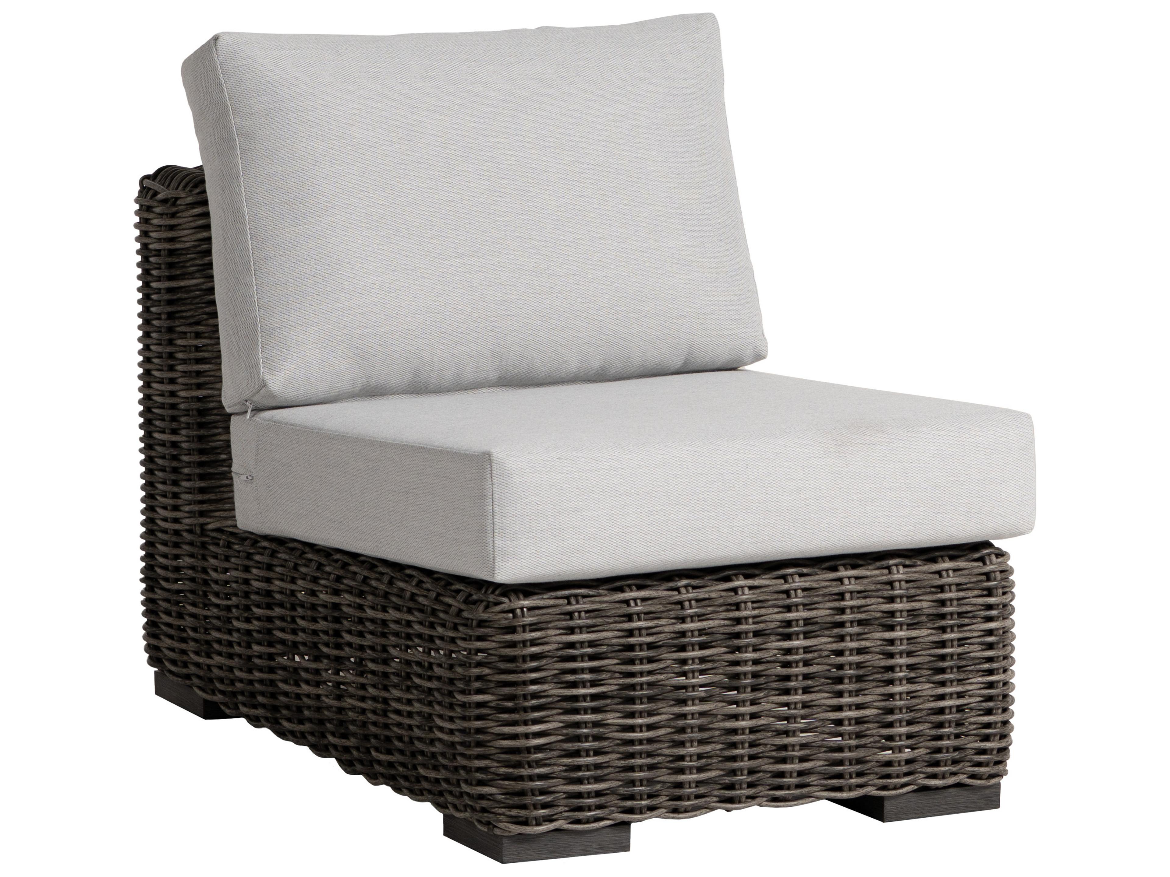 Cubo Aluminum Wicker Lounge Chair