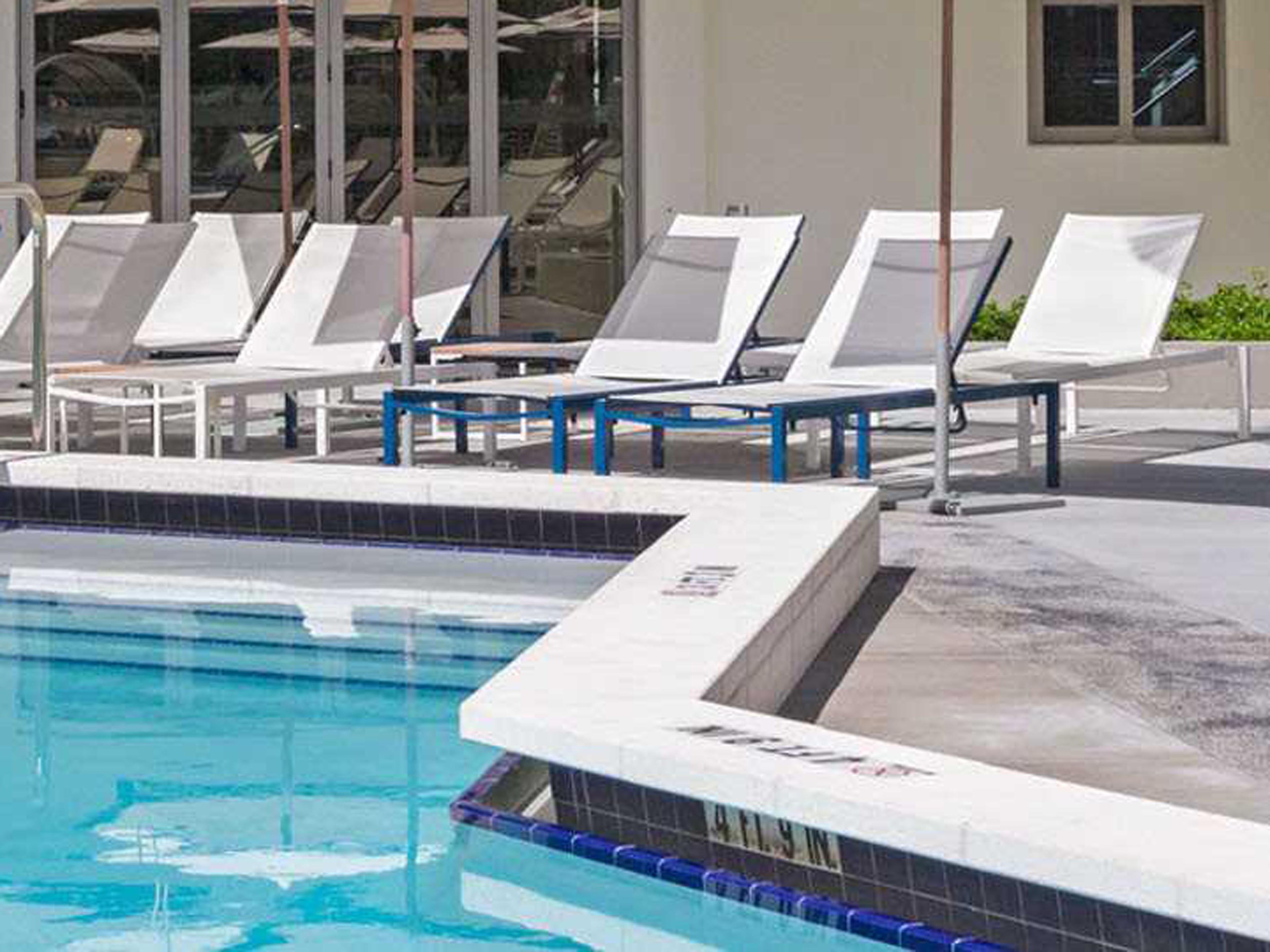 Decoscape Fusion Aluminum Sling Lounge Set