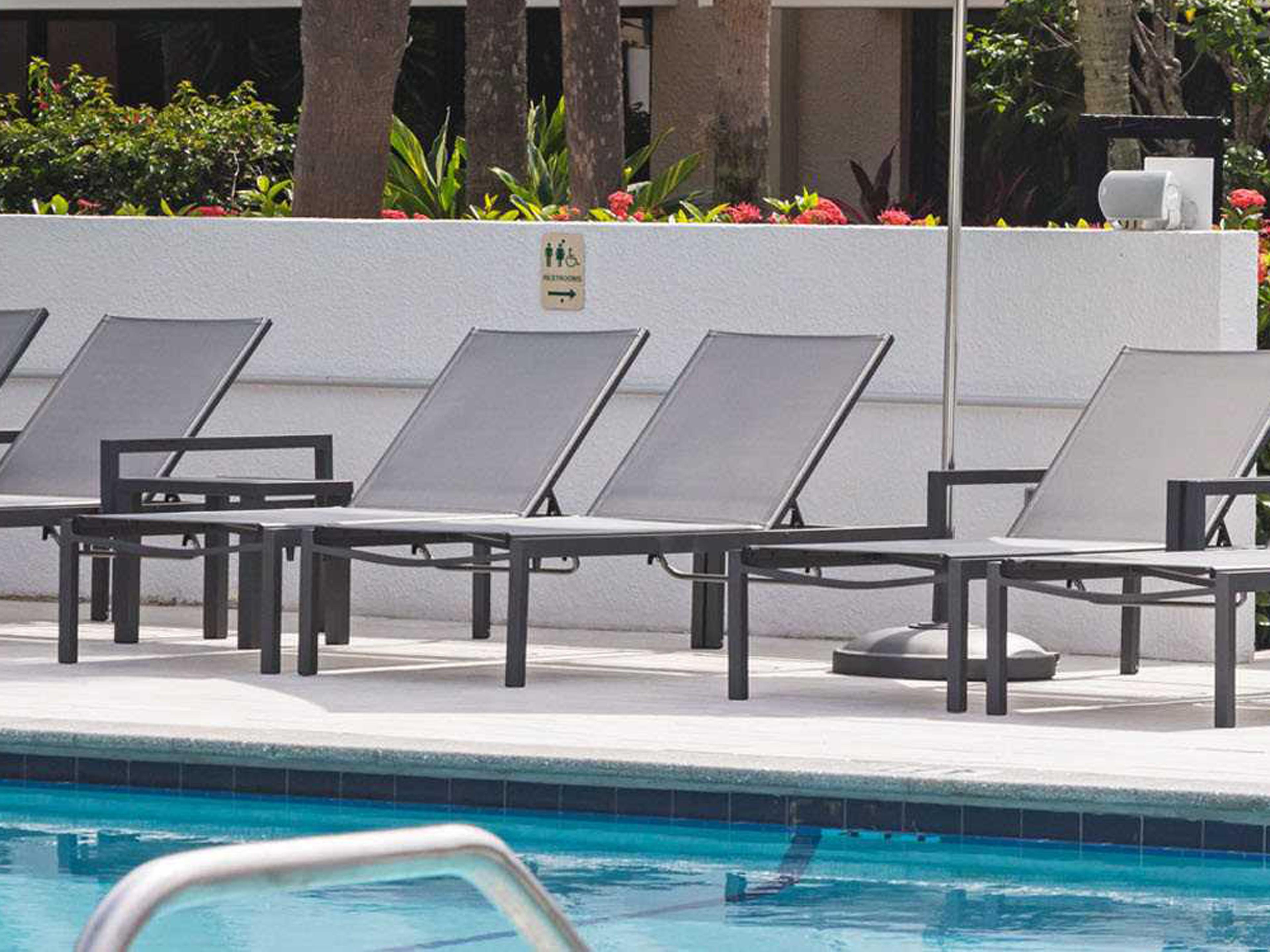 Decoscape Fusion Aluminum Sling Lounge Set