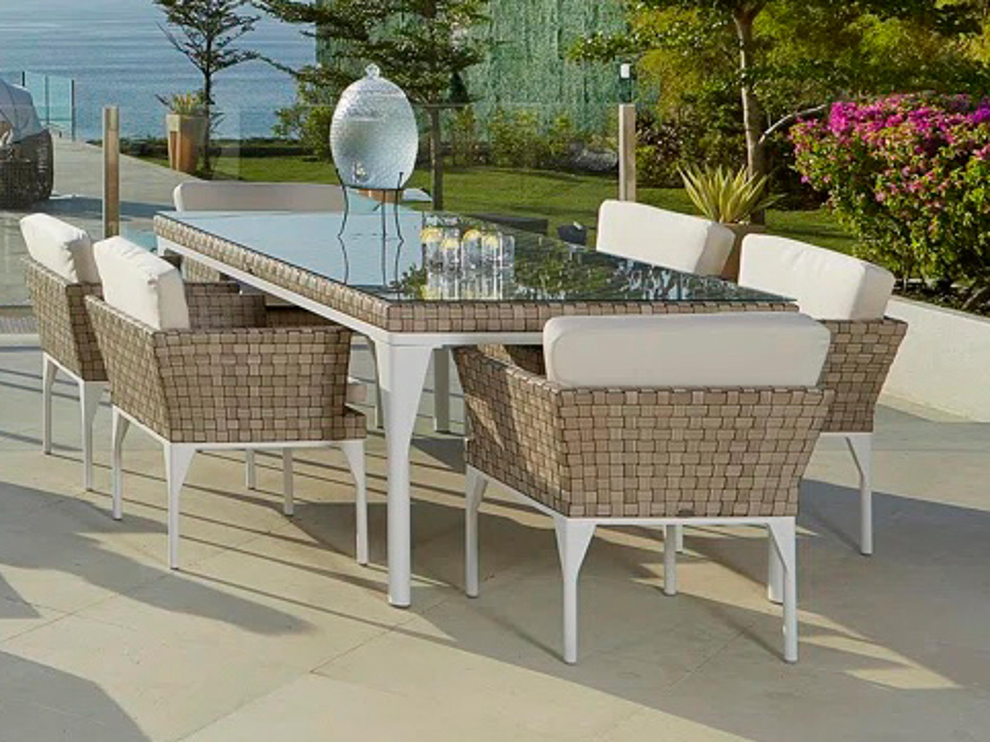 Skyline Design Brafta Seashell Aluminum Dining Set