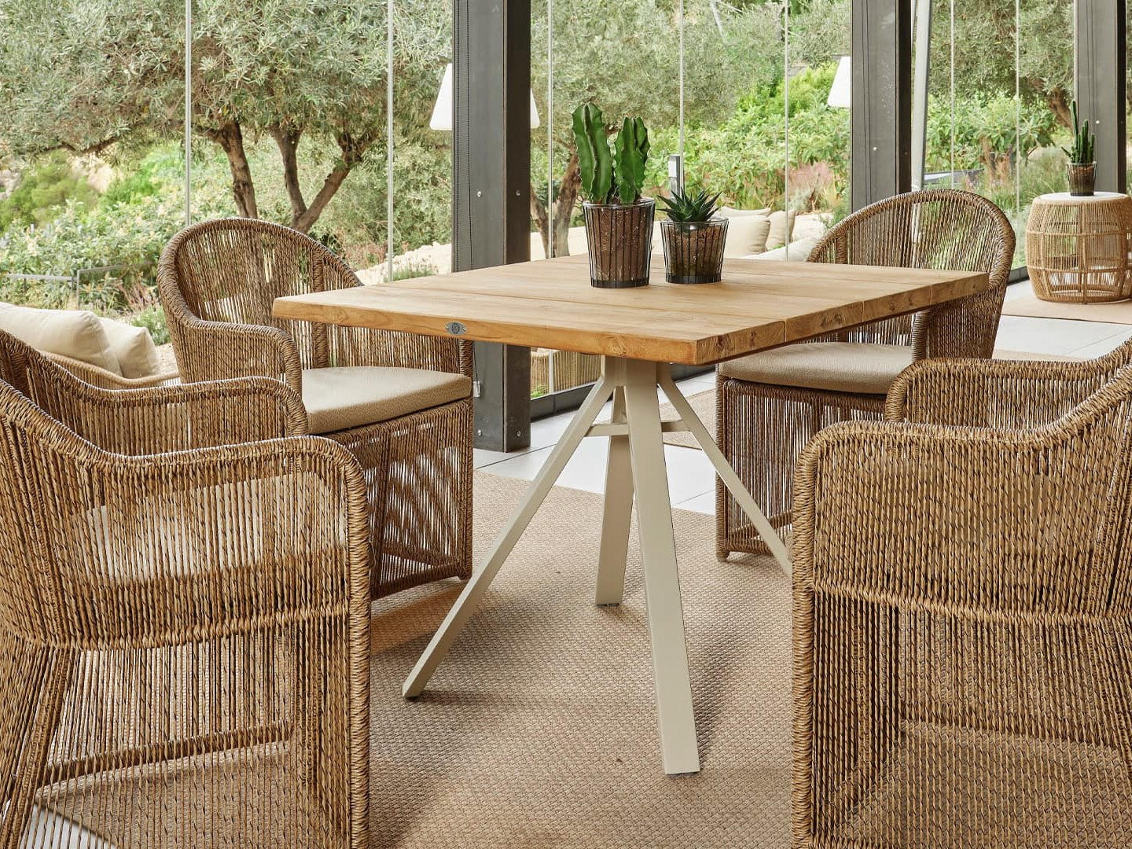 Skyline Design Calixto Aluminum Outdoor Dining Set