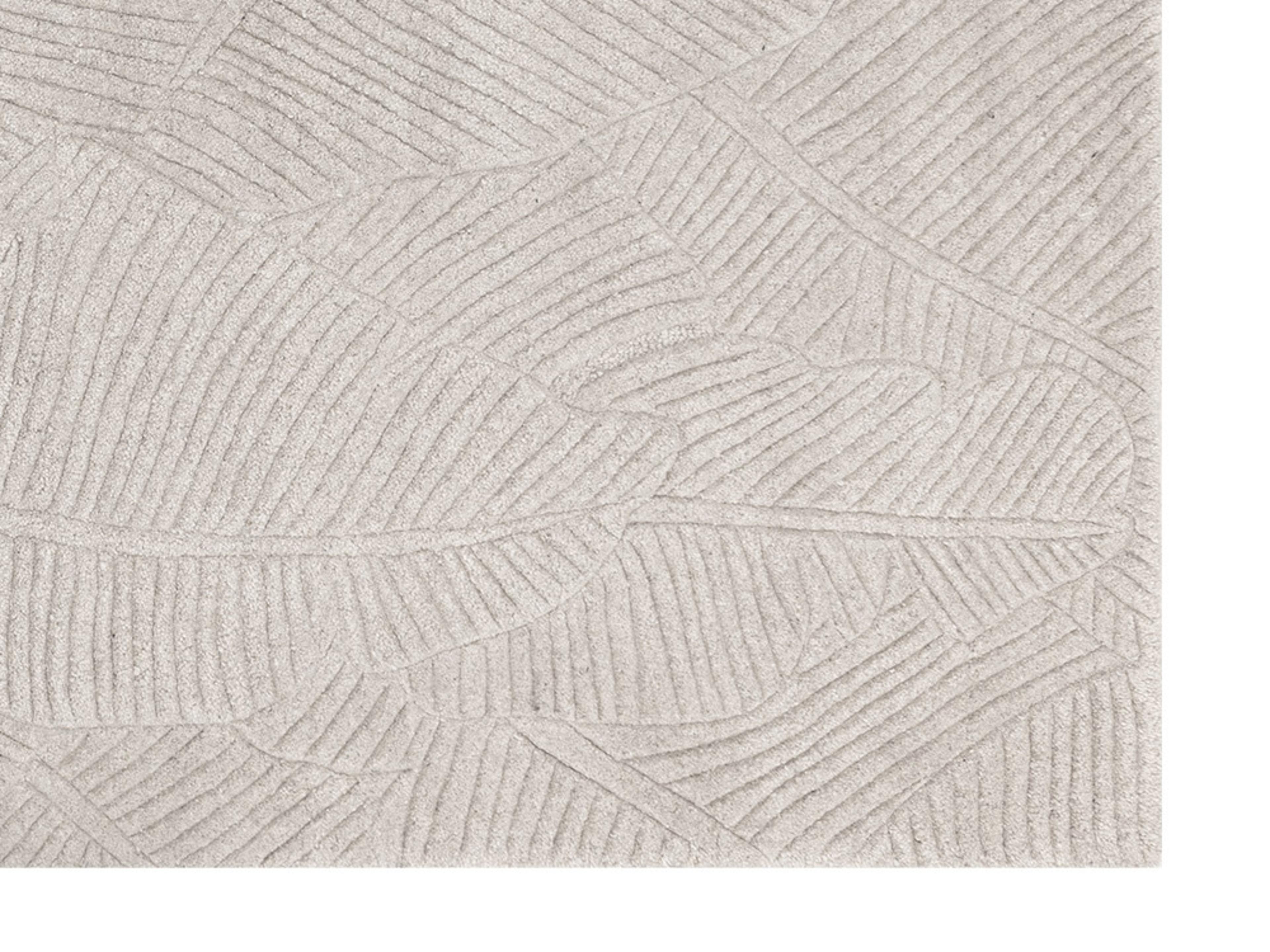 Sunpan Calathea Hand-Tufted Rug in Oatmeal in 8 ' x 10'