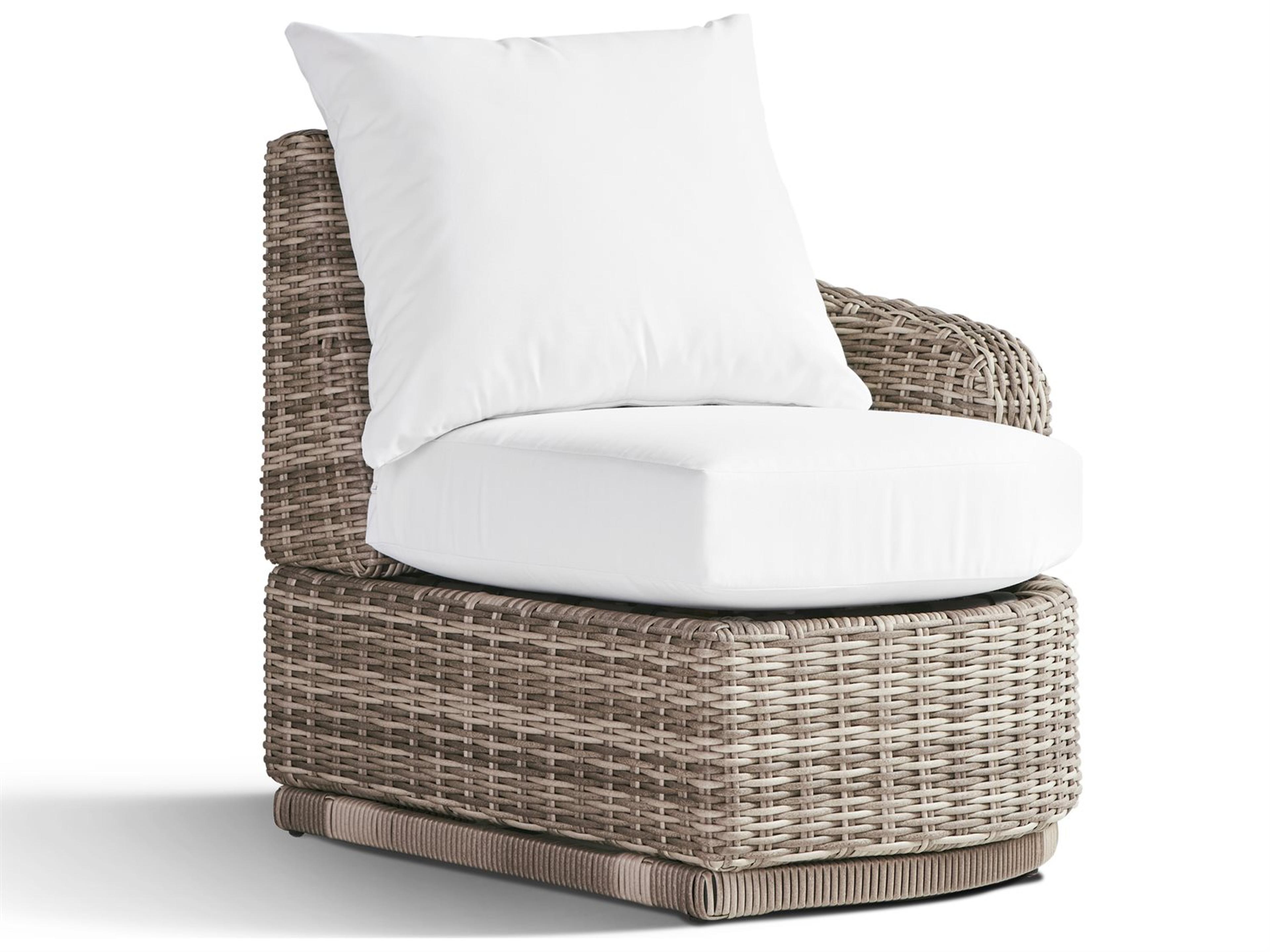 South Sea Rattan Luna Cove Wicker Right Side Facing Outdoor Lounge Chair in Scatter Back