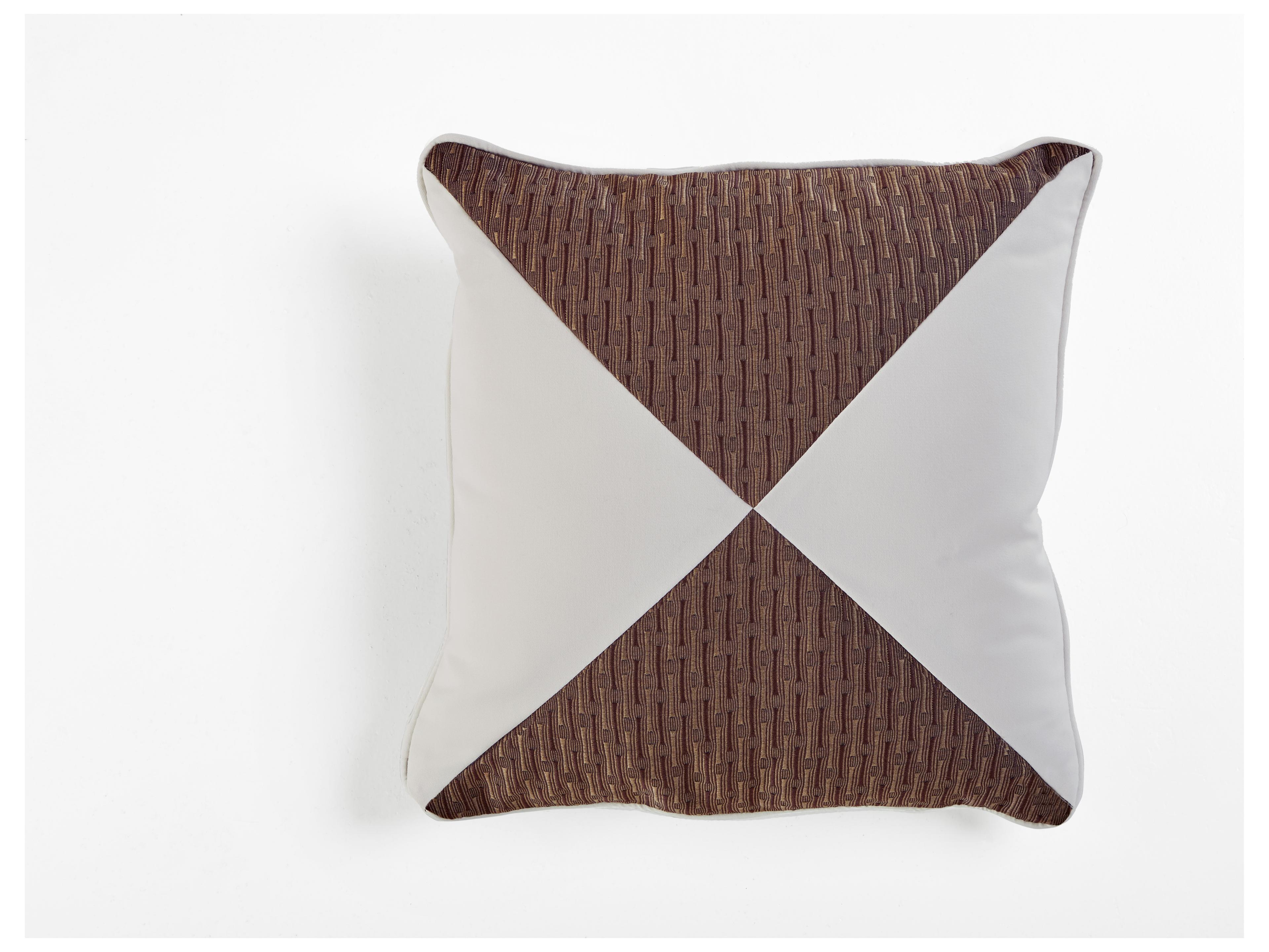 South Sea Rattan 18 x 18 Pillow Talk