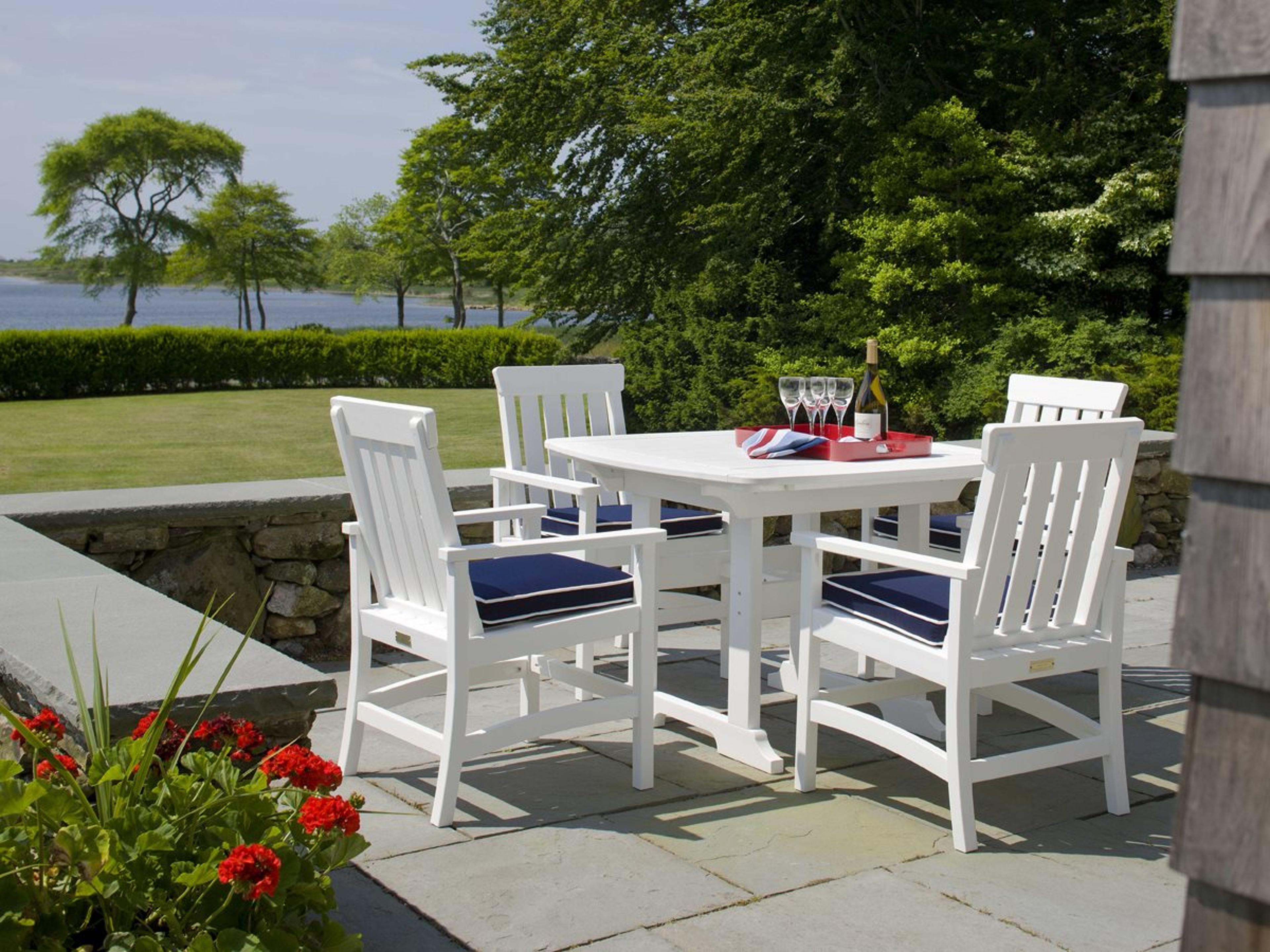 Seaside Casual Portsmouth Recycled Plastic Outdoor Dining Set
