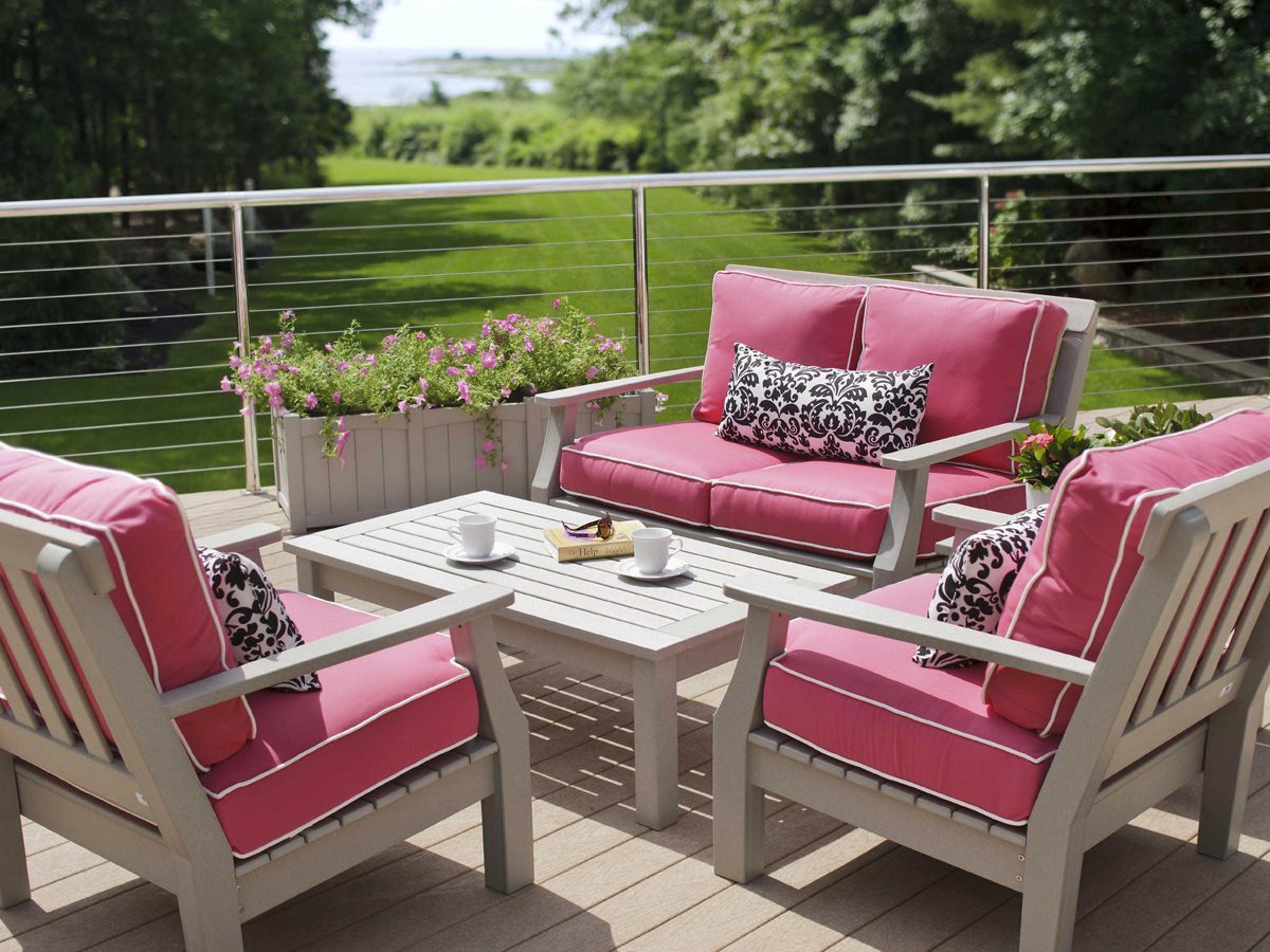 Seaside Casual Nantucket Recycled Plastic Cushion Patio Lounge Set