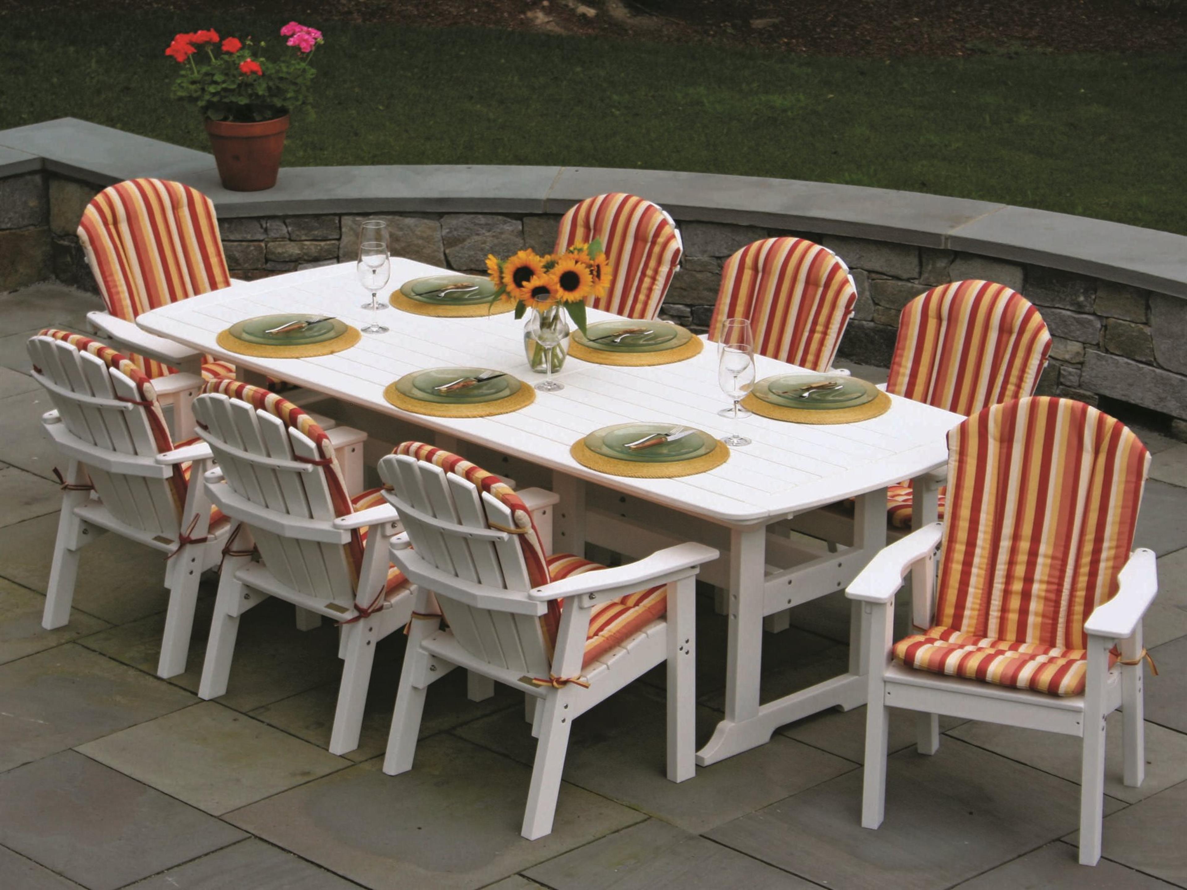 Seaside Casual Portsmouth Recycled Plastic Outdoor Dining Set