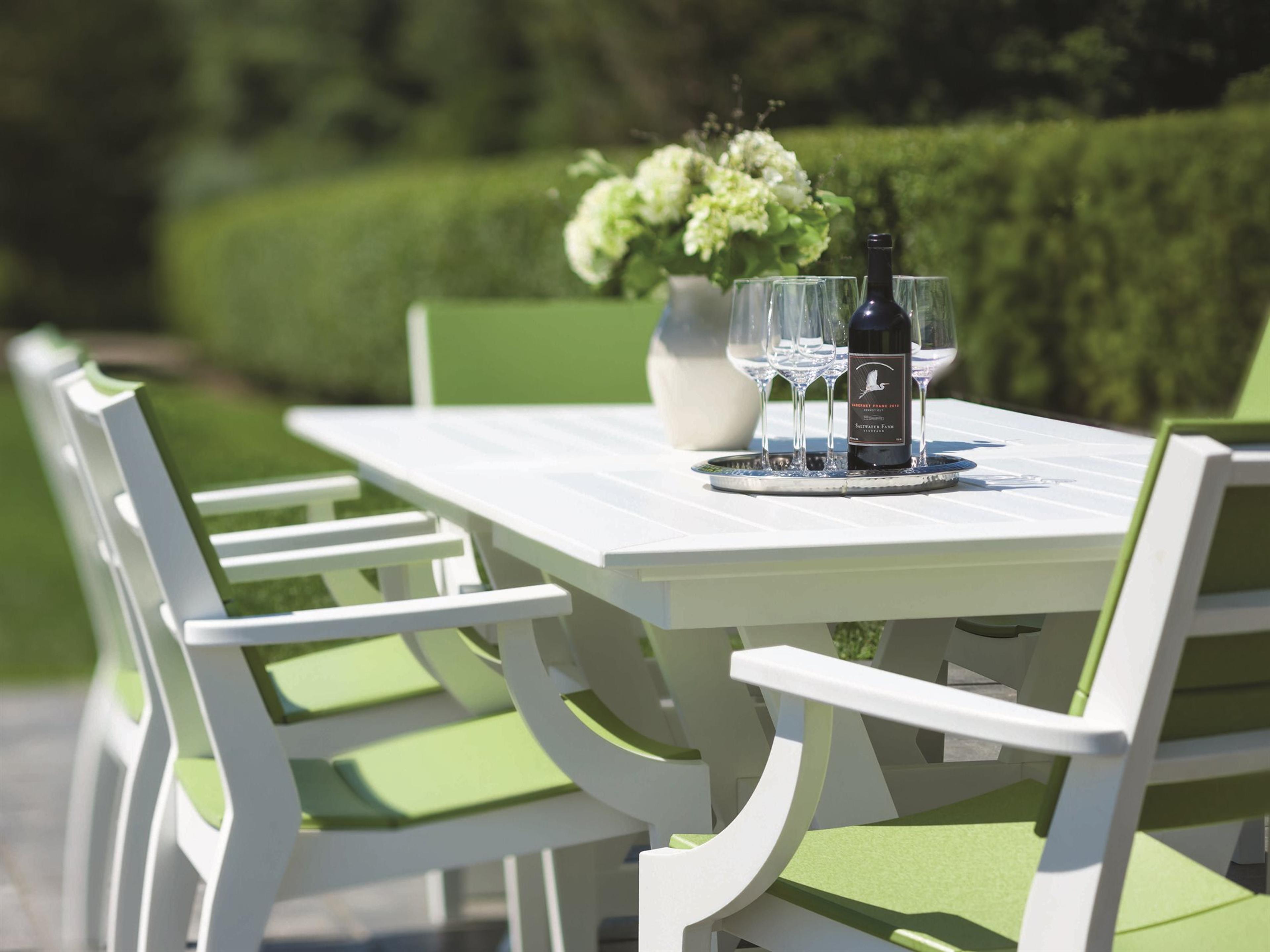 Seaside Casual Sym Recycled Plastic Outdoor Dining Set