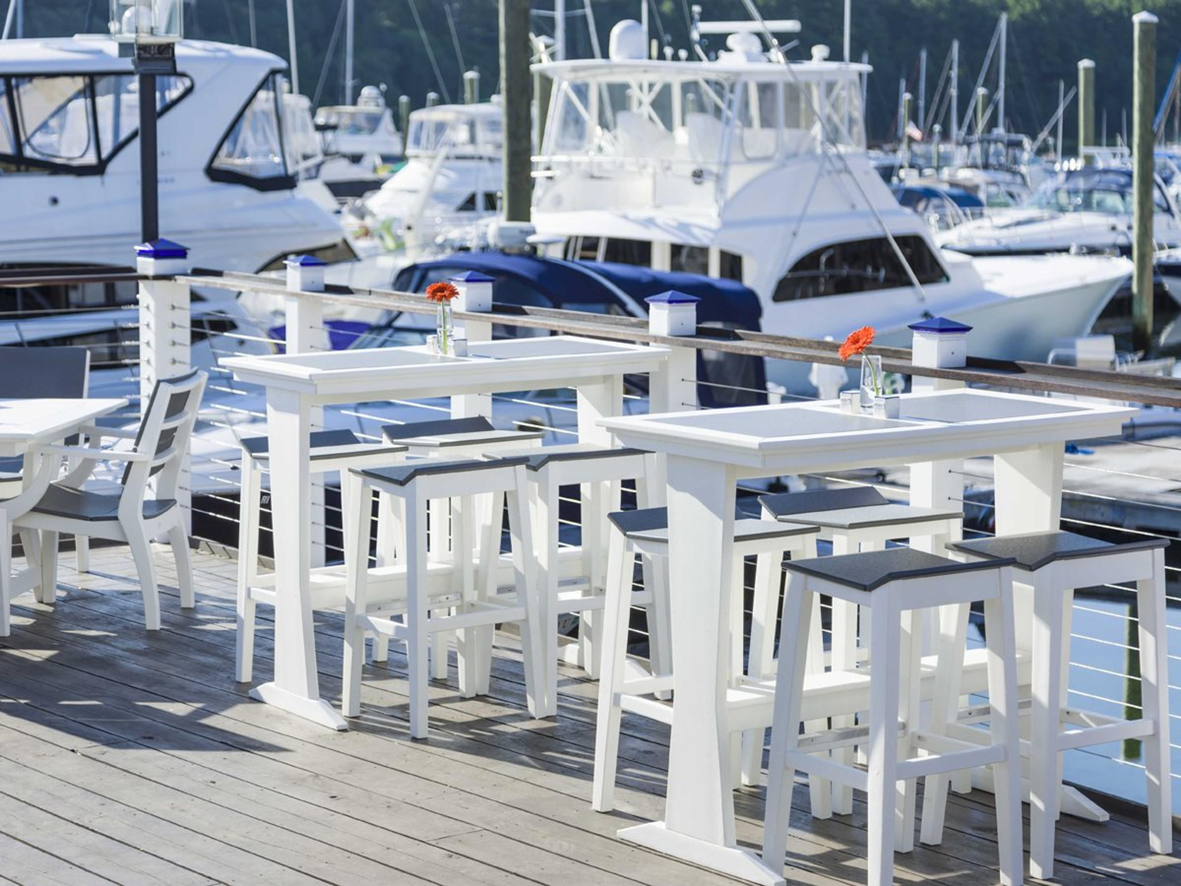 Seaside Casual Sym Recycled Plastic Bar Set