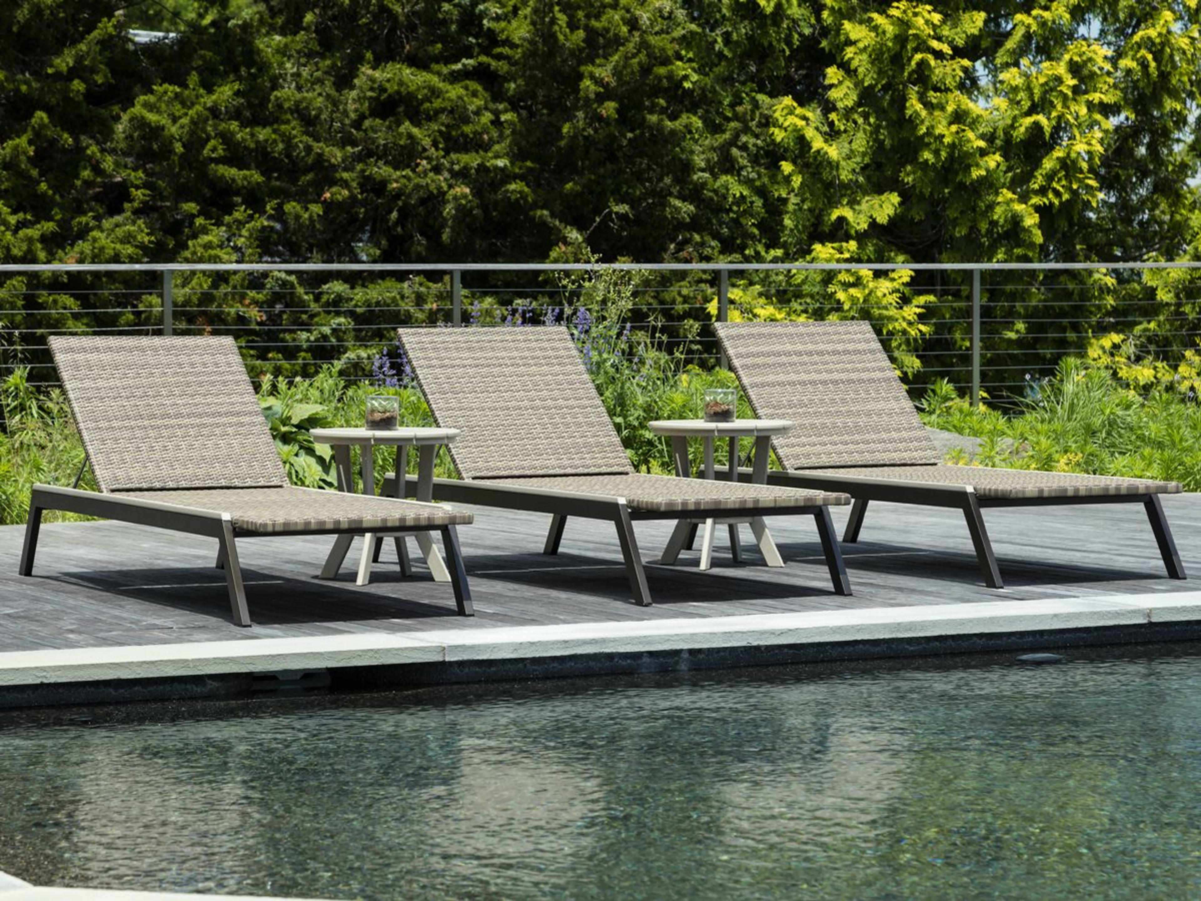 Seaside Casual Mad Aluminum Wicker Patio Lounge Set