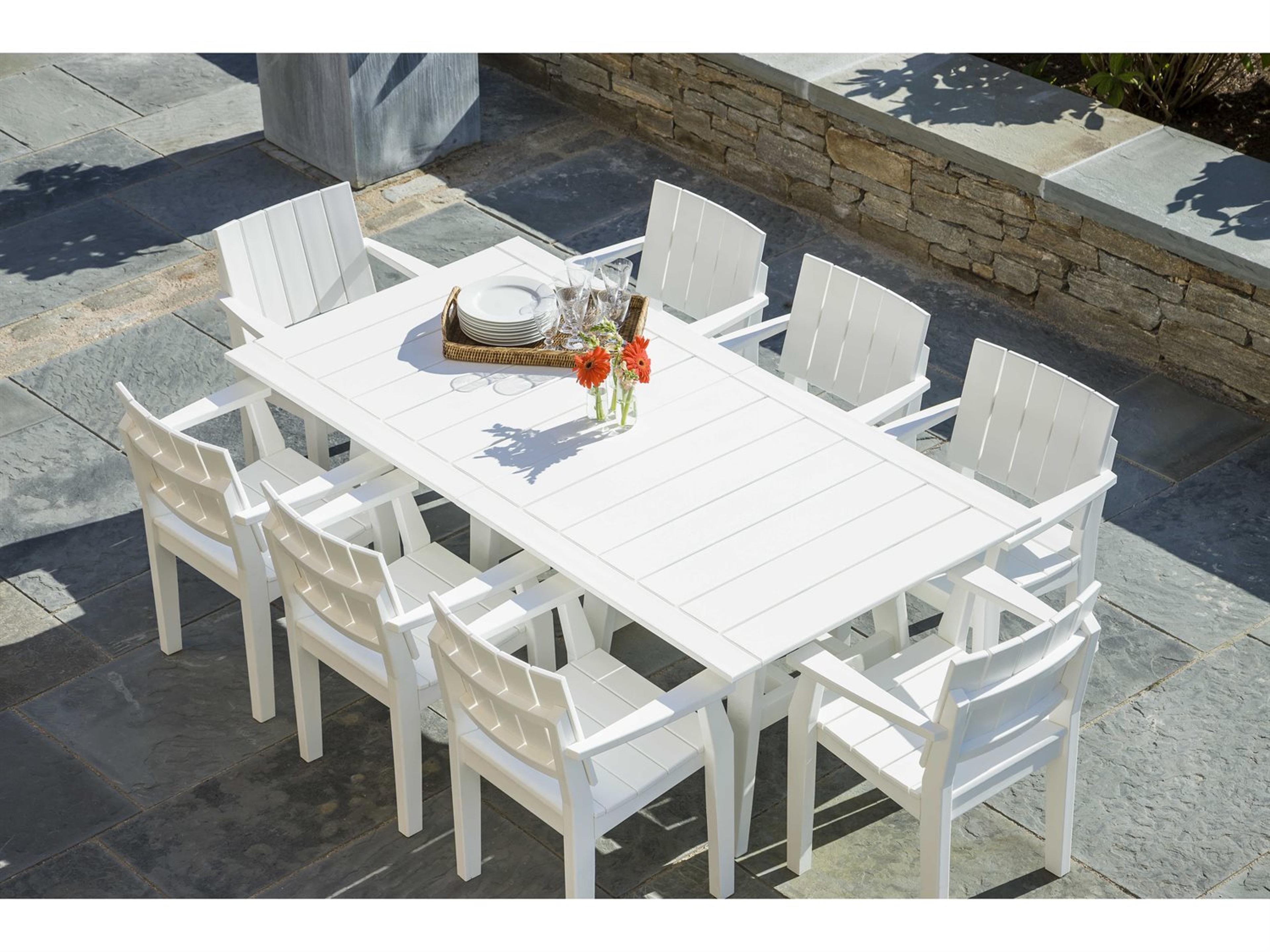 Seaside Casual Mad Recycled Plastic Outdoor Dining Set