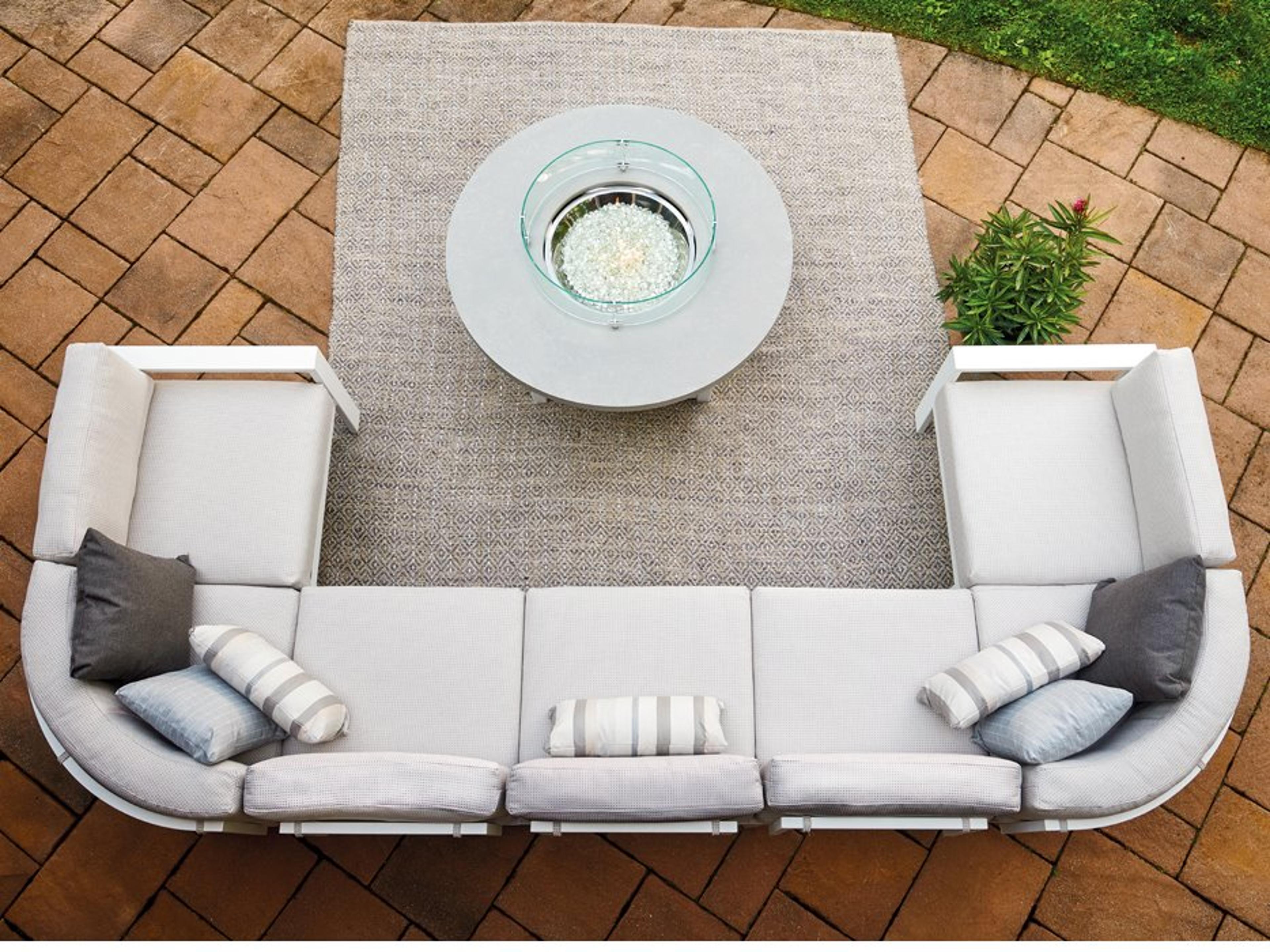 Telescope Casual Larssen Cushion Aluminum Sectional Lounge Set