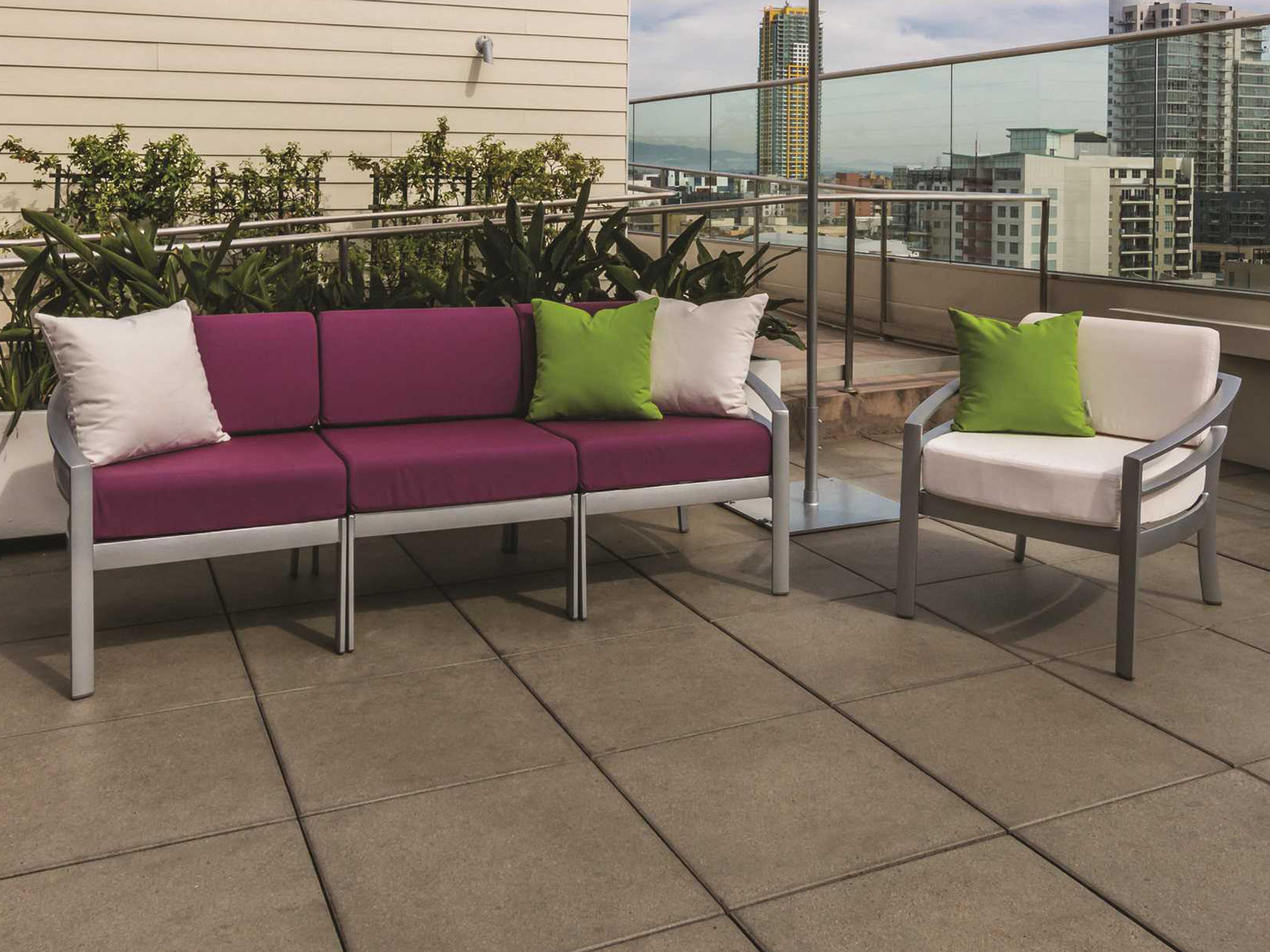 Tropitone Kor Cushion Aluminum Patio Lounge Set