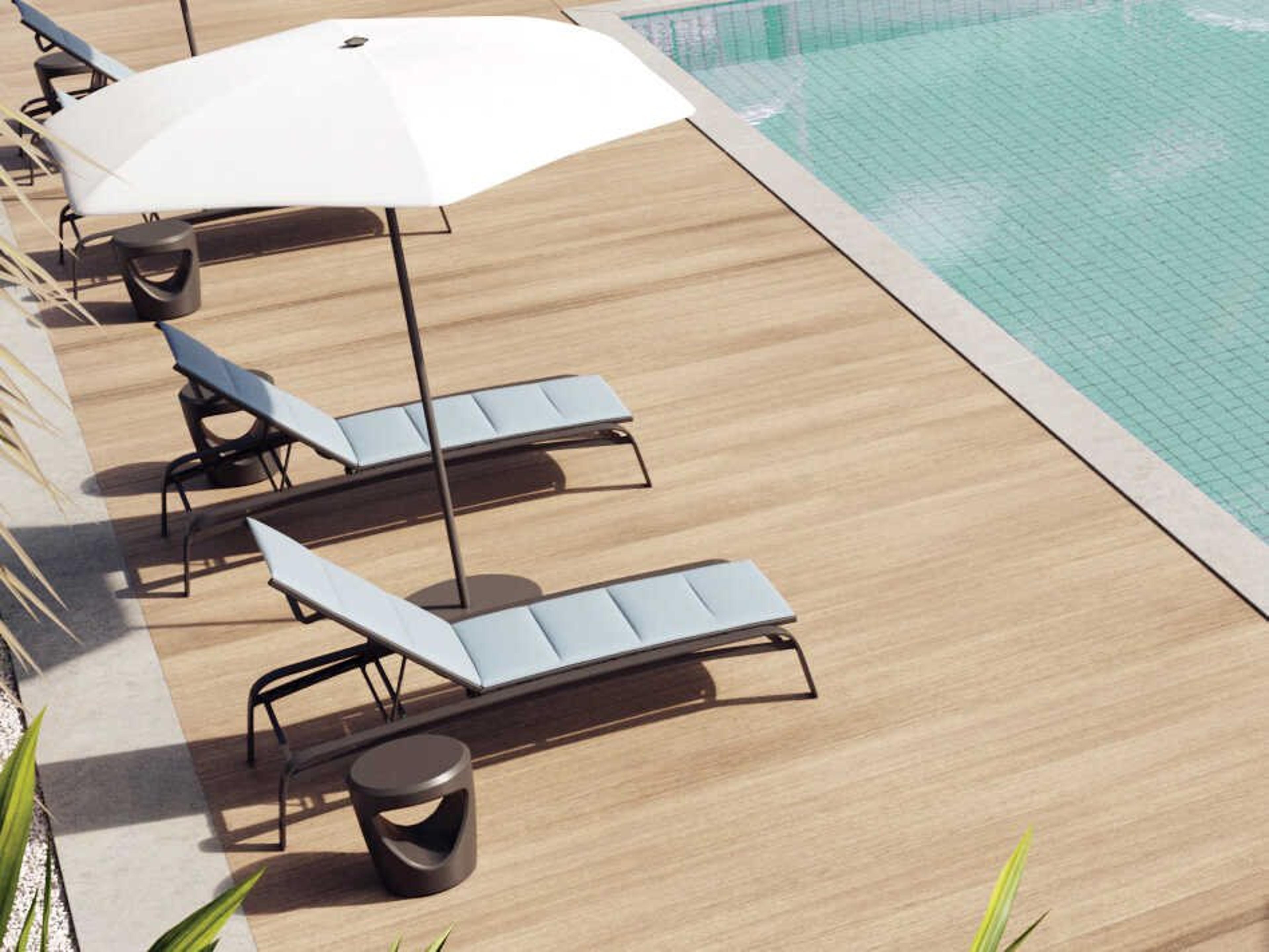 Tropitone Laguna Beach Relaxed Padded Sling Aluminum Patio Lounge Set