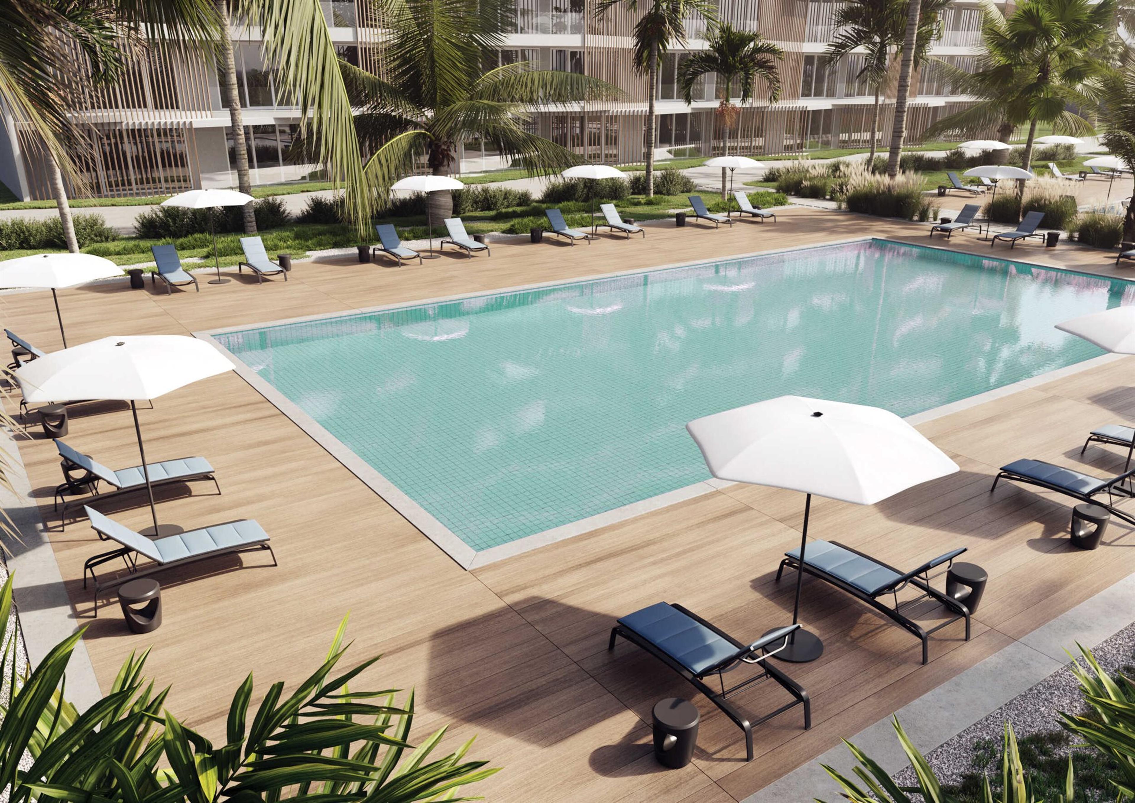 Tropitone Laguna Beach Relaxed Padded Sling Aluminum Outdoor Patio Lounge Set