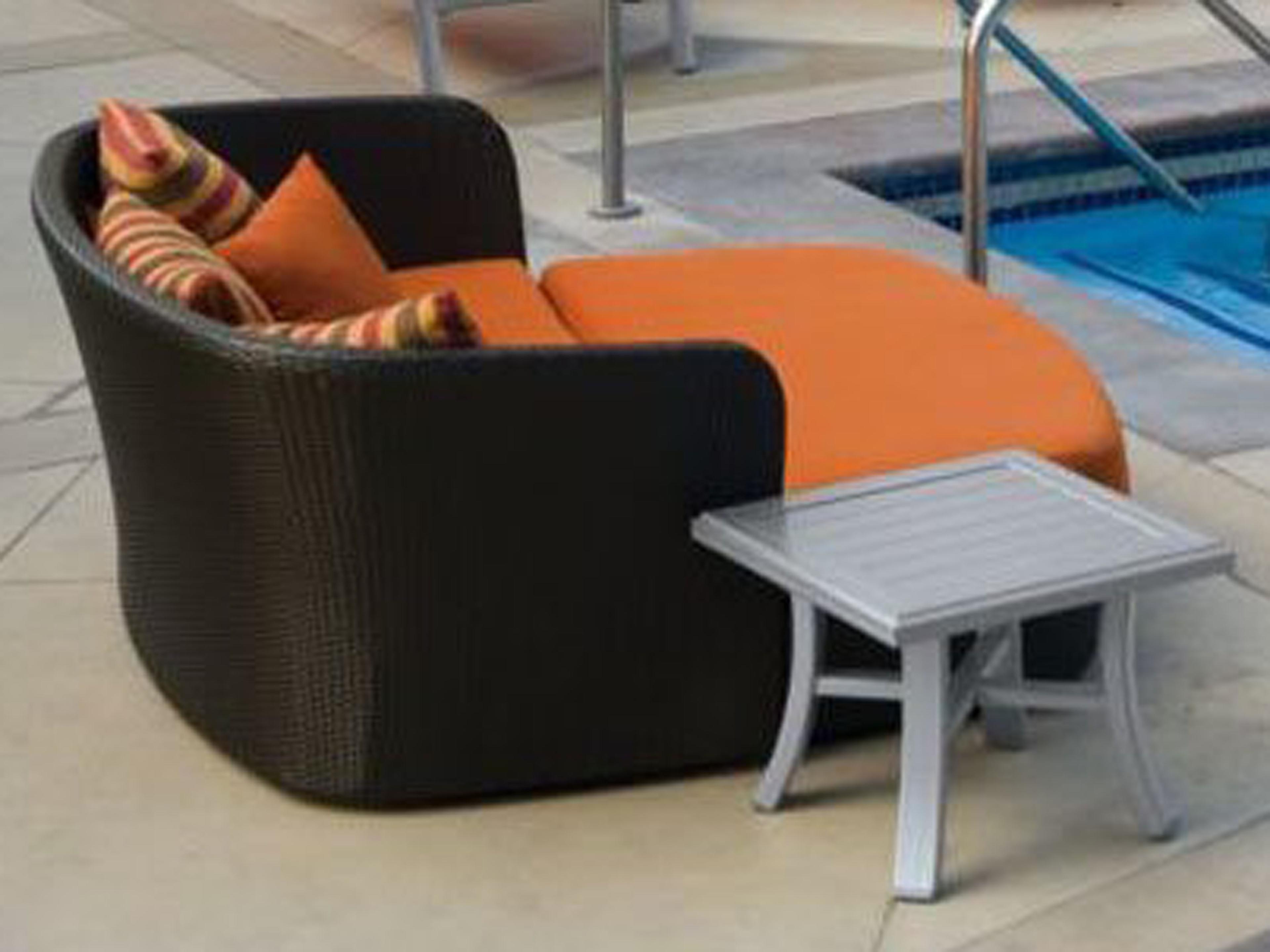 Tropitone Evo Woven Wicker Outdoor Patio Lounge Set