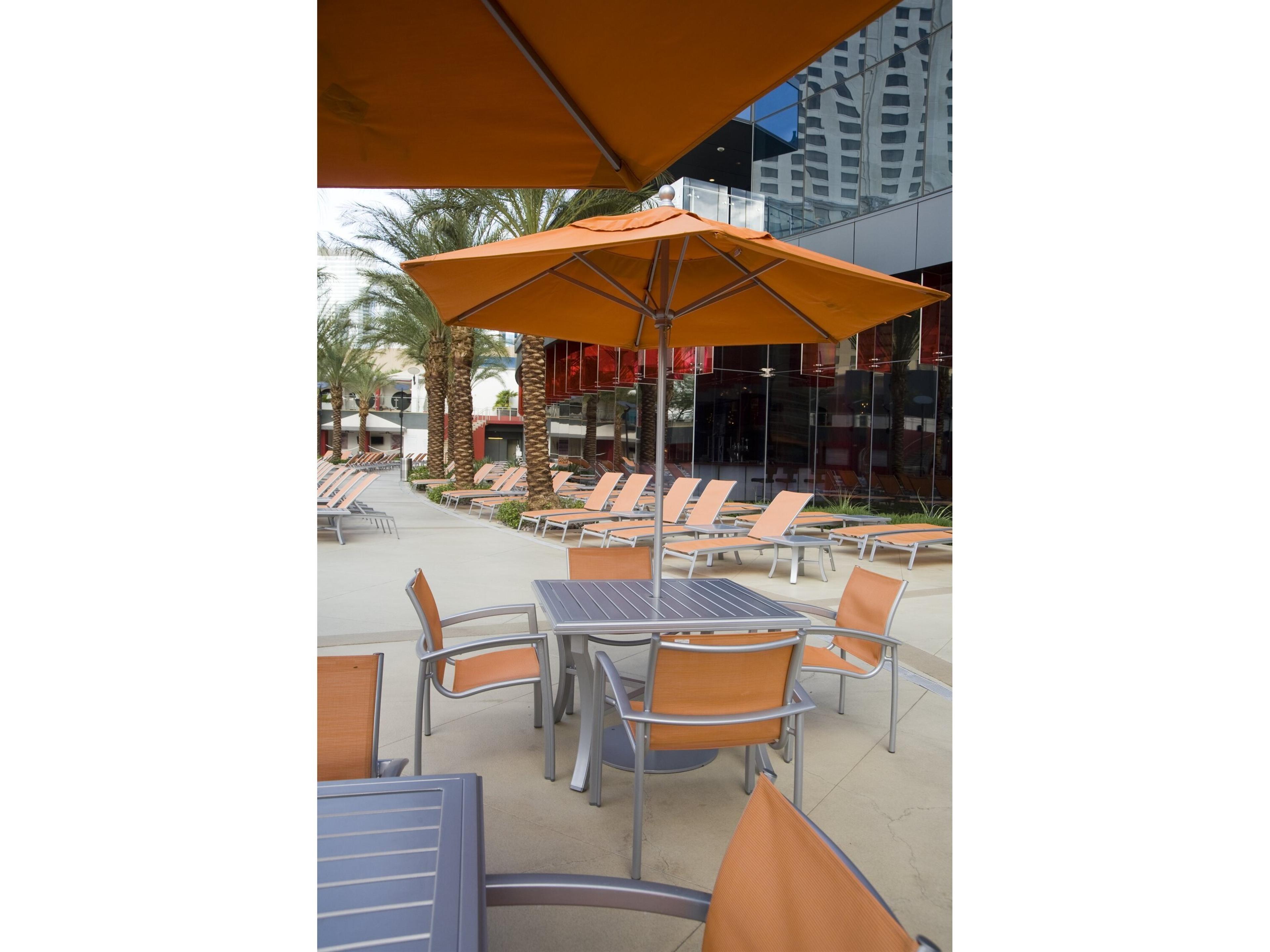 Tropitone South Beach Relaxed Sling Aluminum Dining Set