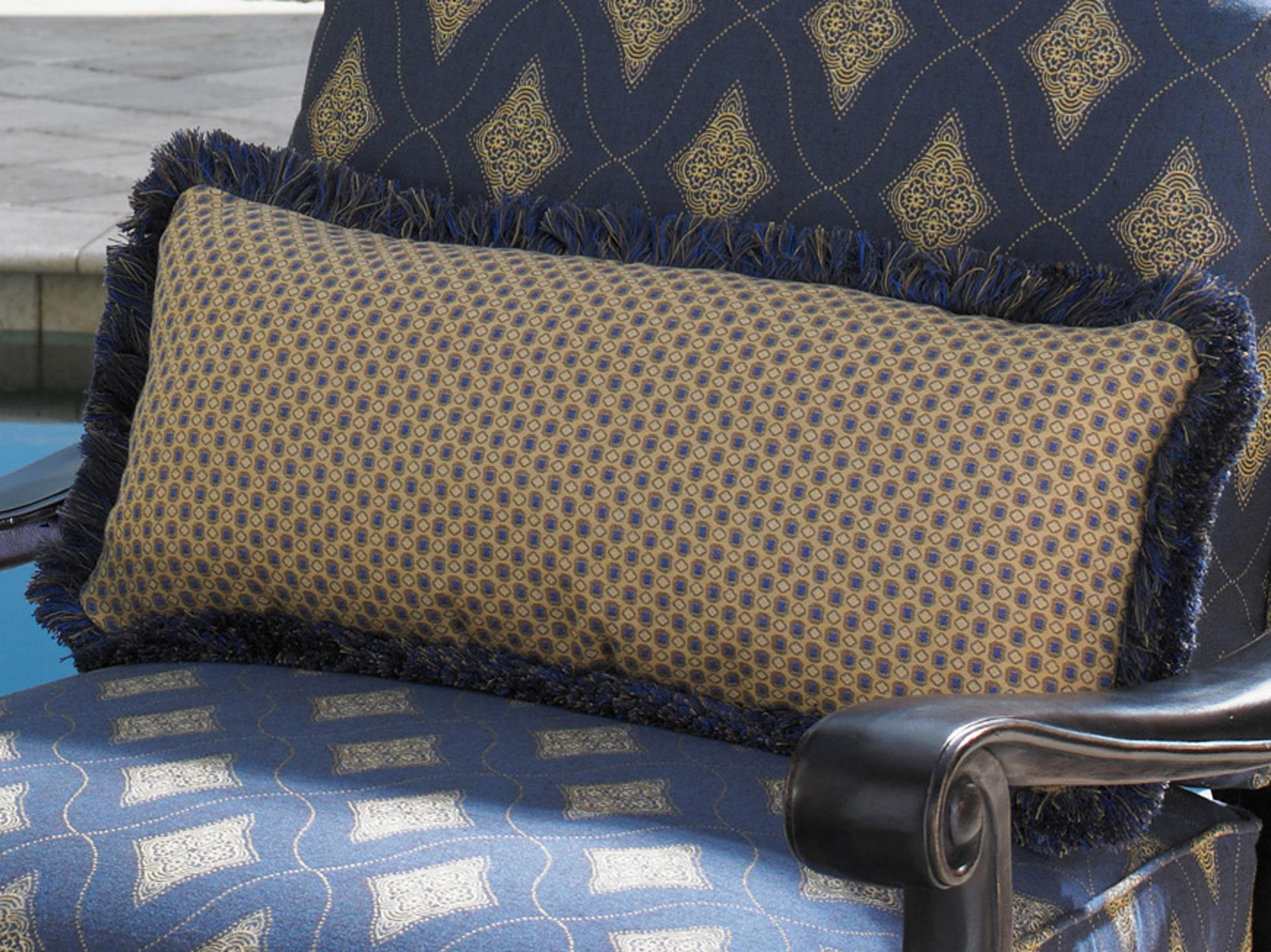 Tommy Bahama Outdoor Paradise 26'' x 12'' Kidney Pillow