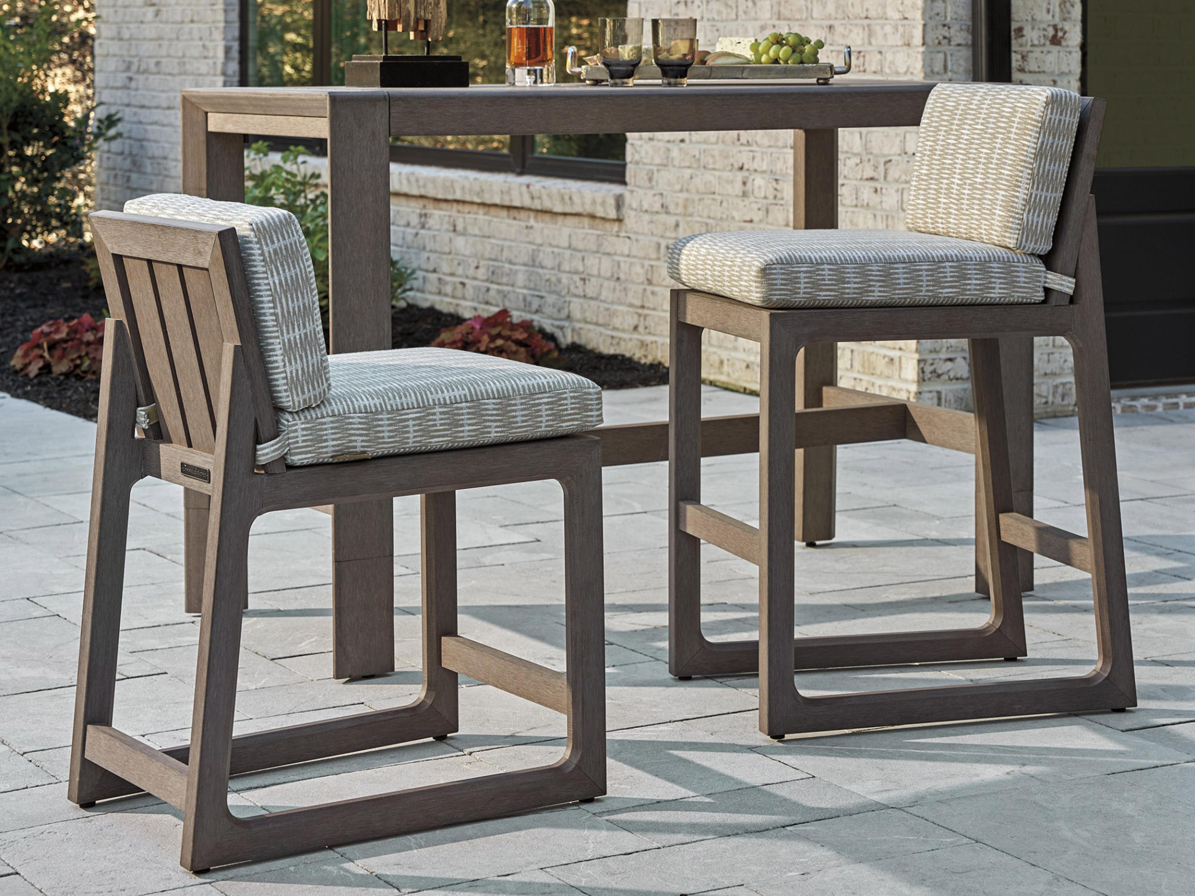 Tommy Bahama Outdoor Mozambique Resin Dining Set