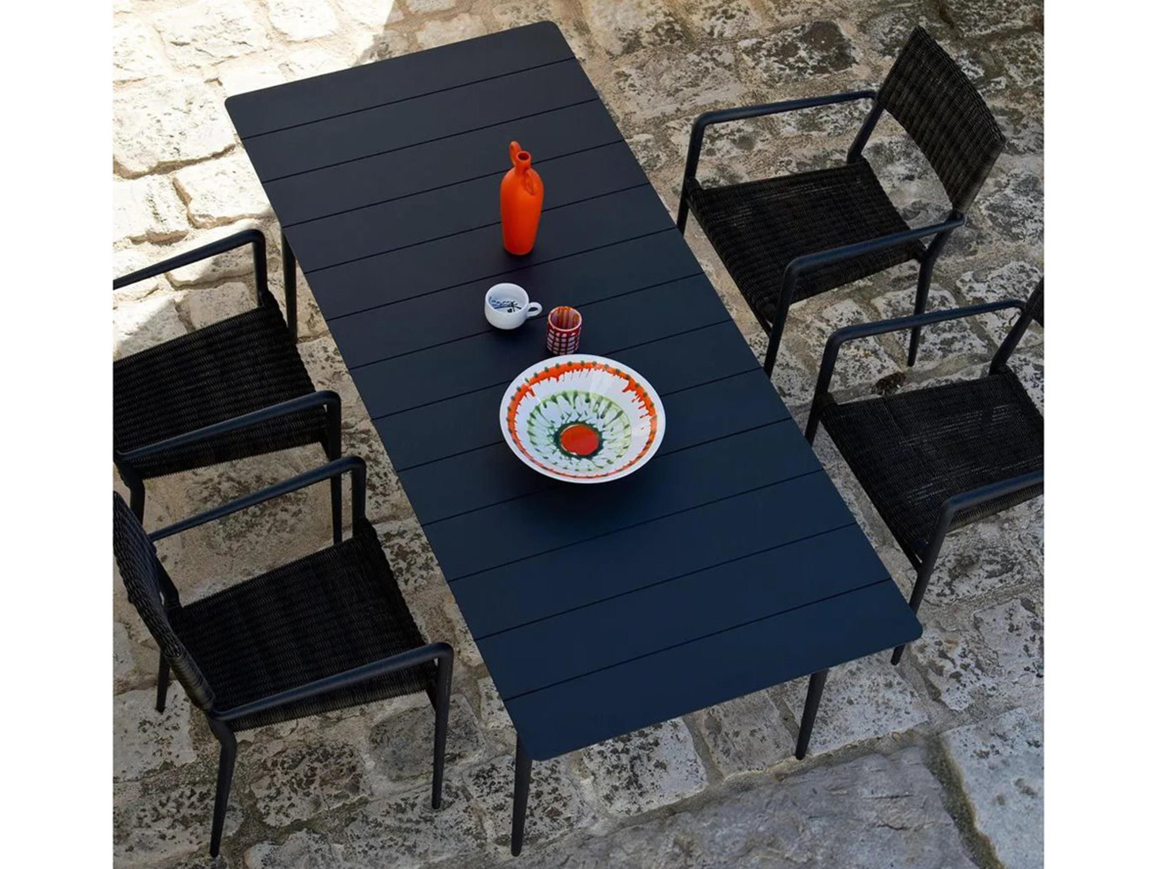UnoPiu Experience Patio Dining Set