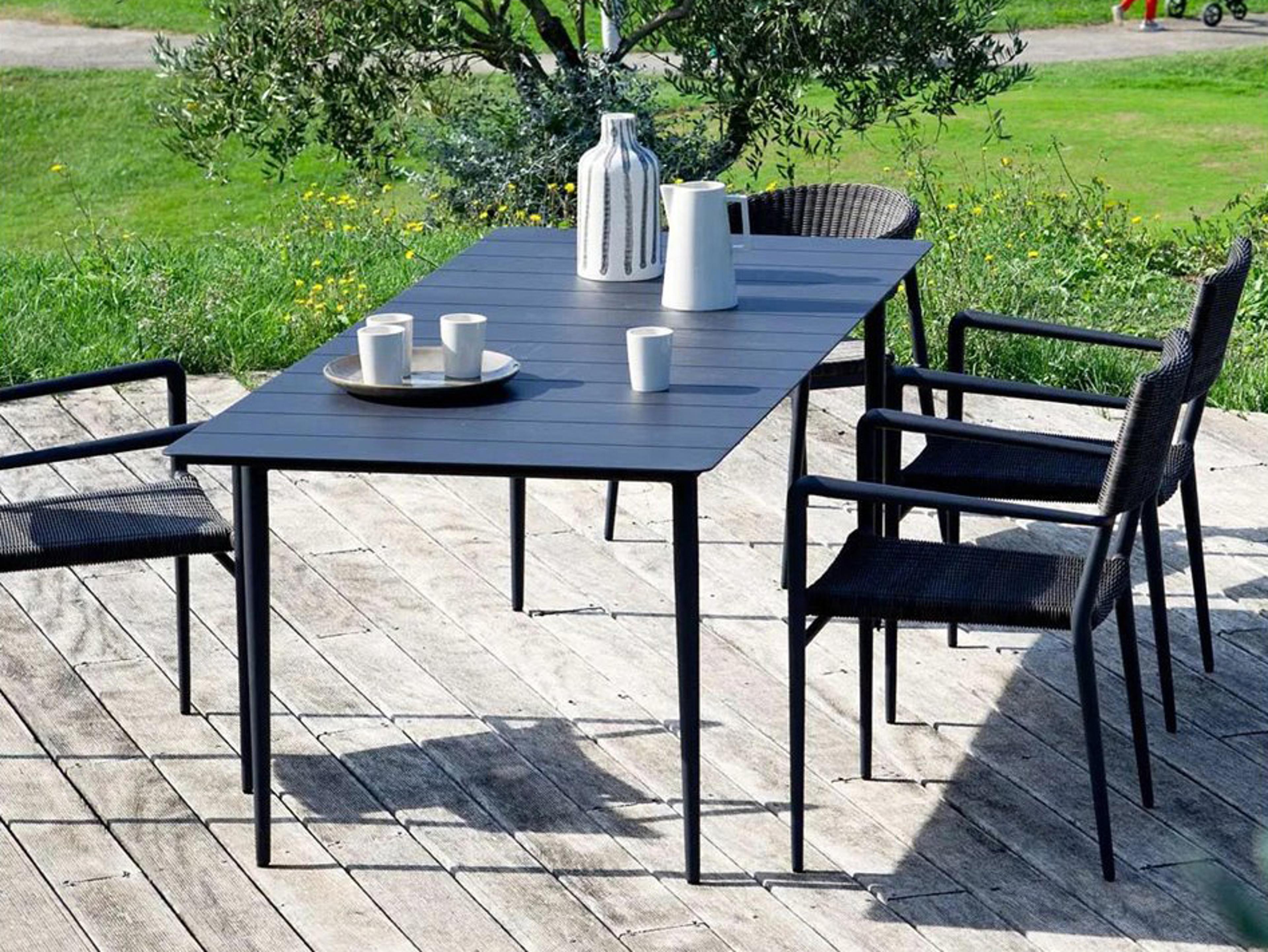 UnoPiu Experience Patio Dining Set