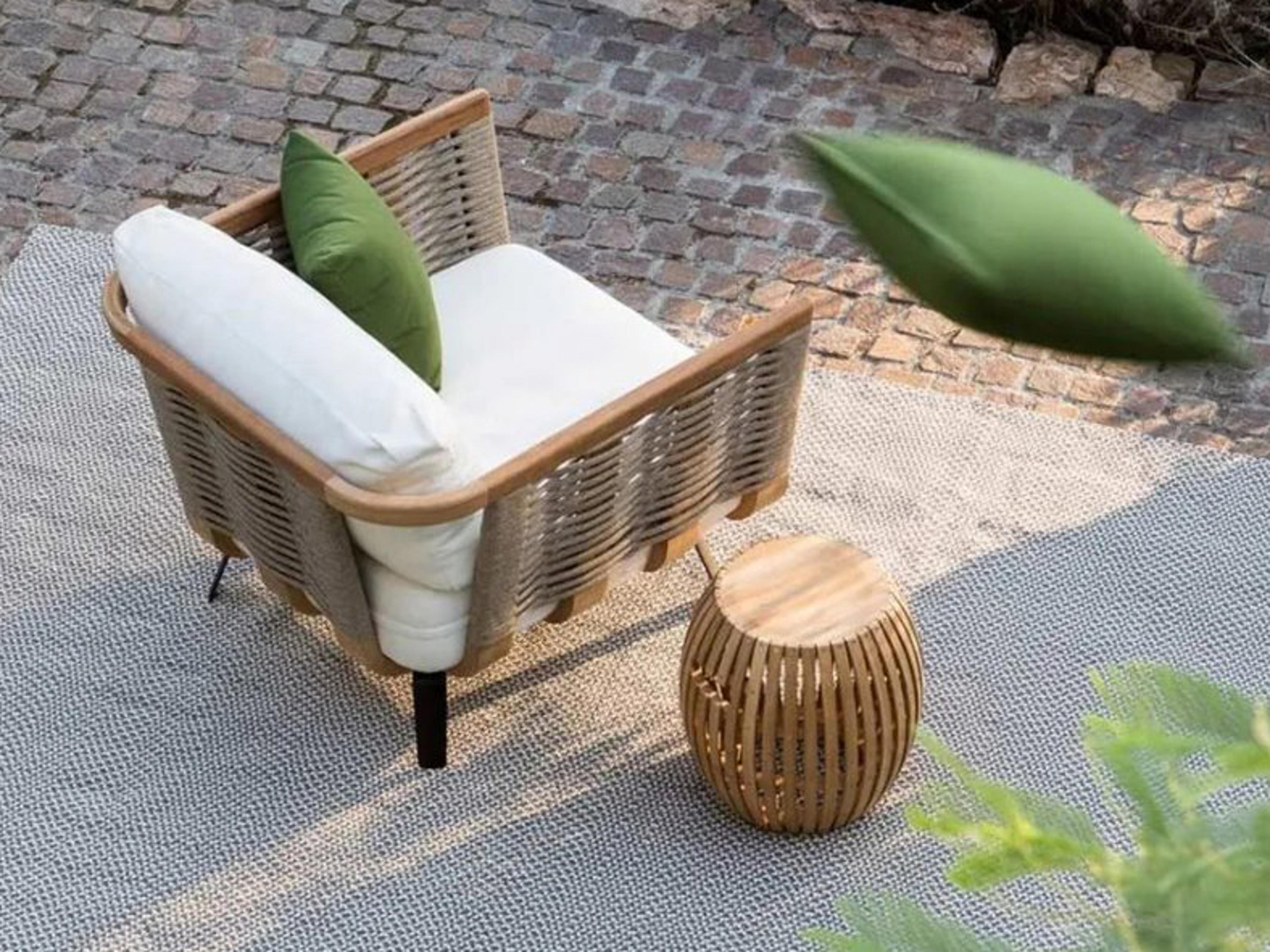 UnoPiu Welcome Patio Lounge Set