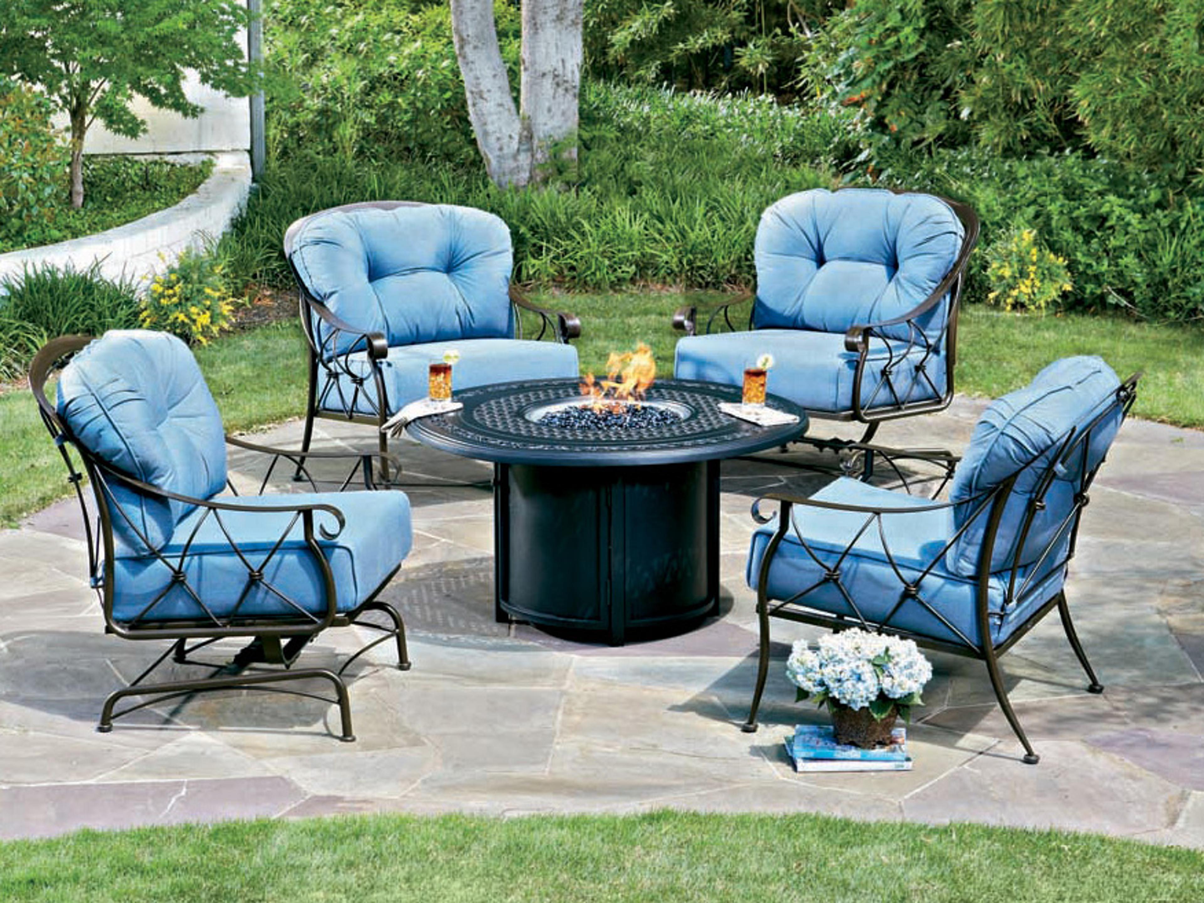 Woodard Derby Wrought Iron Outdoor Patio Lounge Set