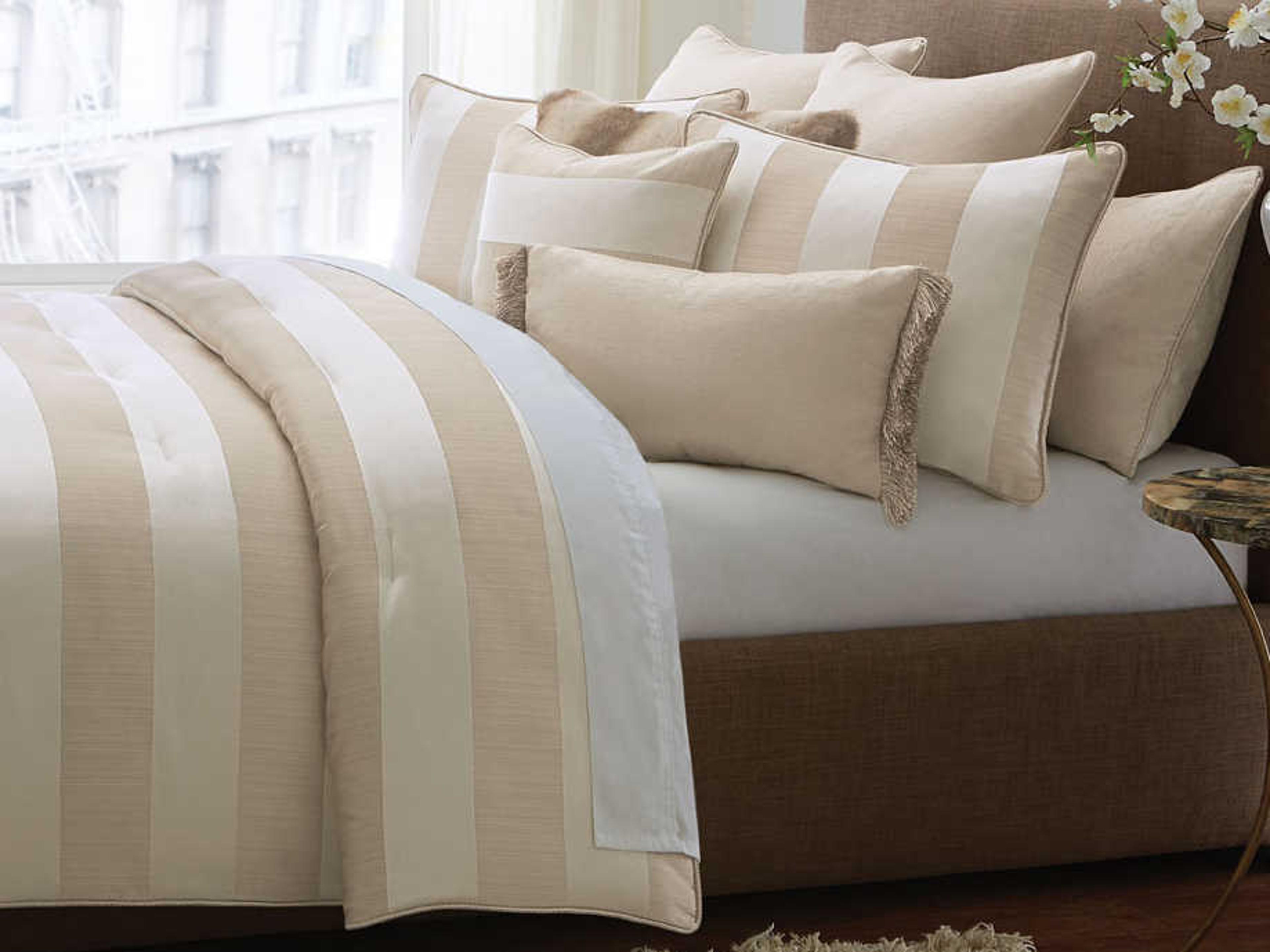Michael Amini Bedding Amalfi 9-Piece Queen Comforter Set - Sand