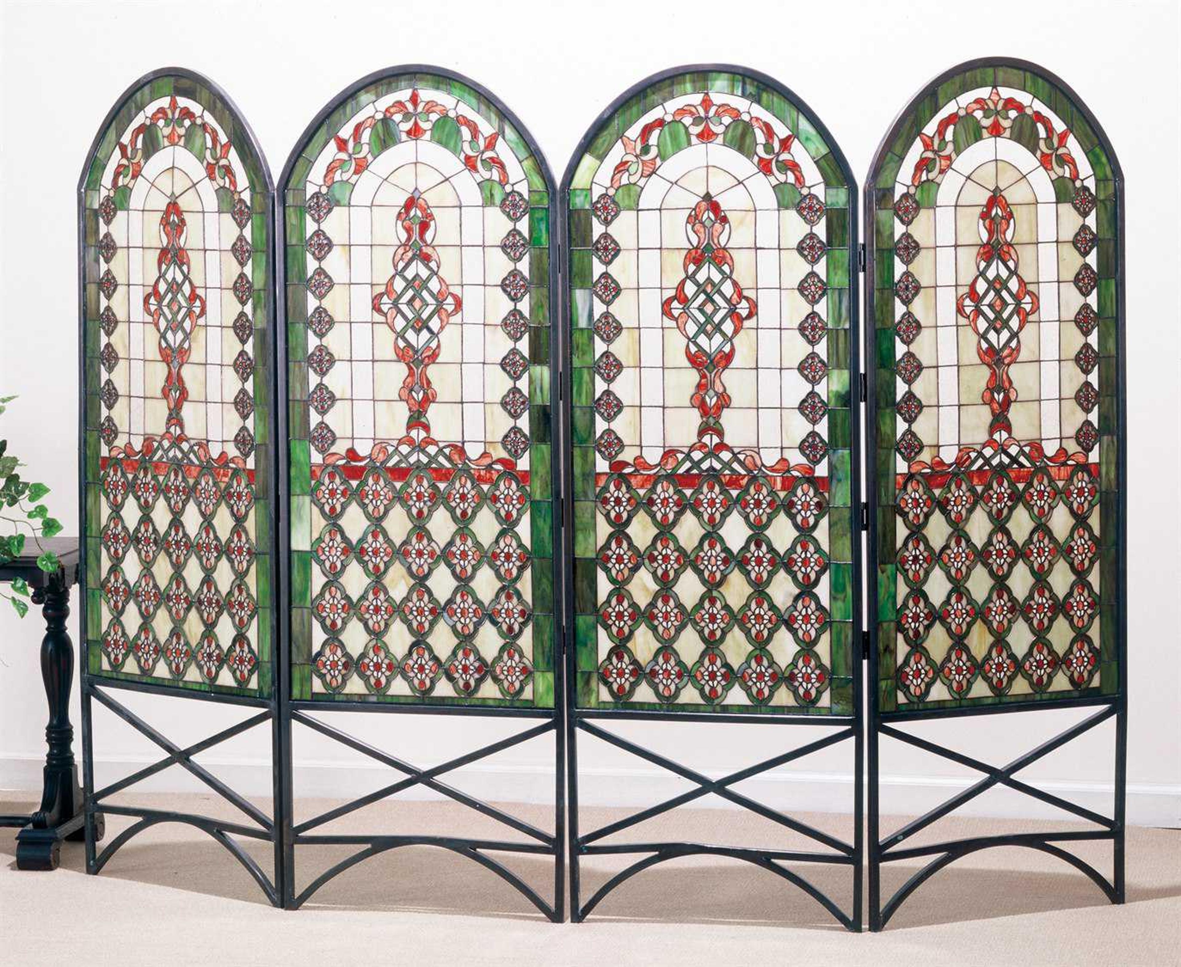 Meyda Quatrefoil Classical Room Divider