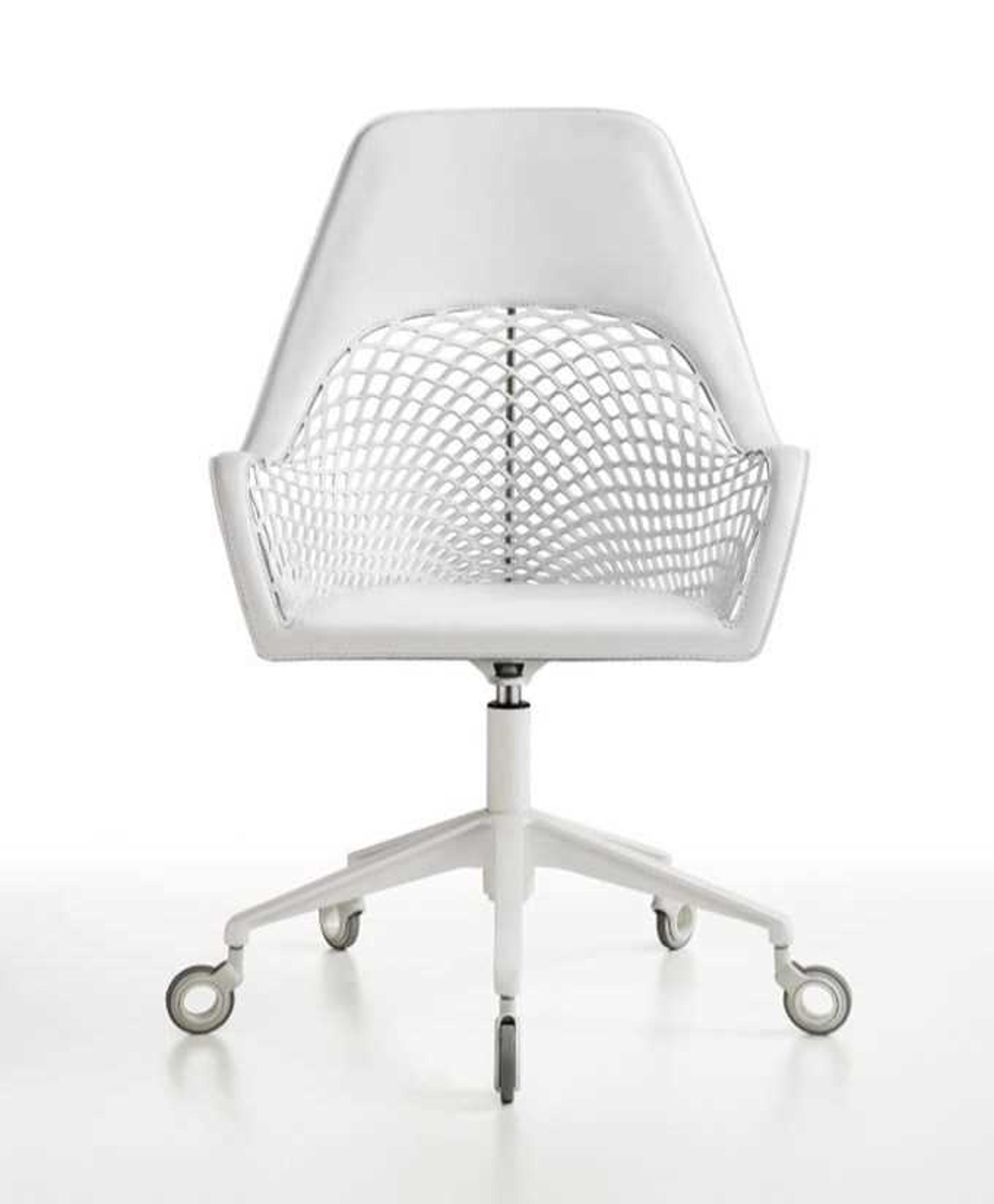 Midj Guapa Leather Adjustable Swivel Computer Office Chair