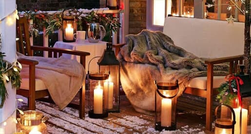Our Favorite Outdoor Decorating Ideas for the Holidays