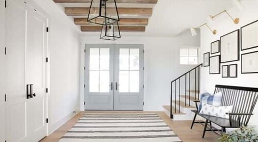 How to Choose the Right Entryway Chandelier: A TopModern Buying Guide