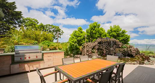 How to Create the Ultimate Patio Living Setup for Entertaining Guests