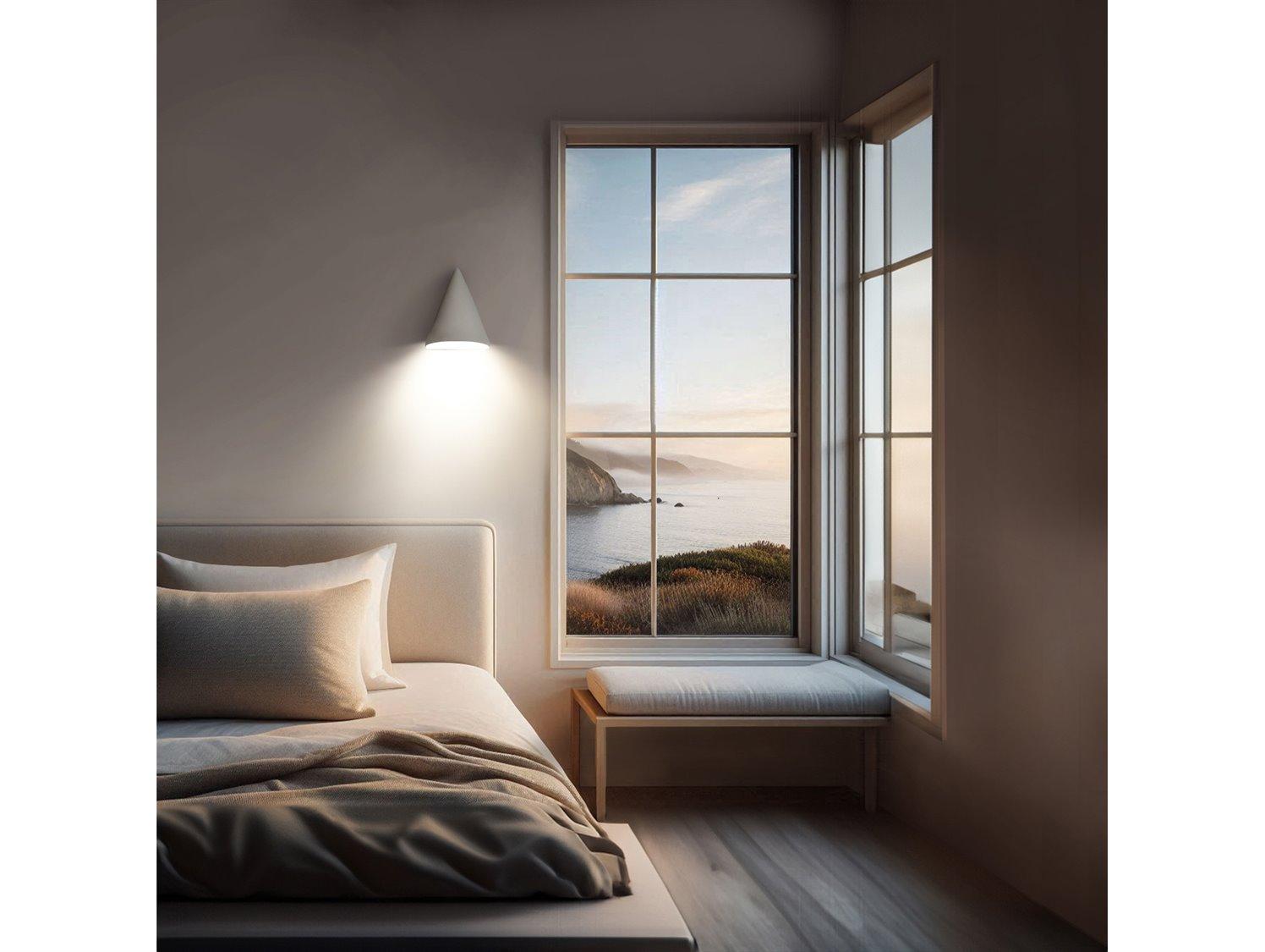 A19 Icelandia 1-Light White Wall Sconce