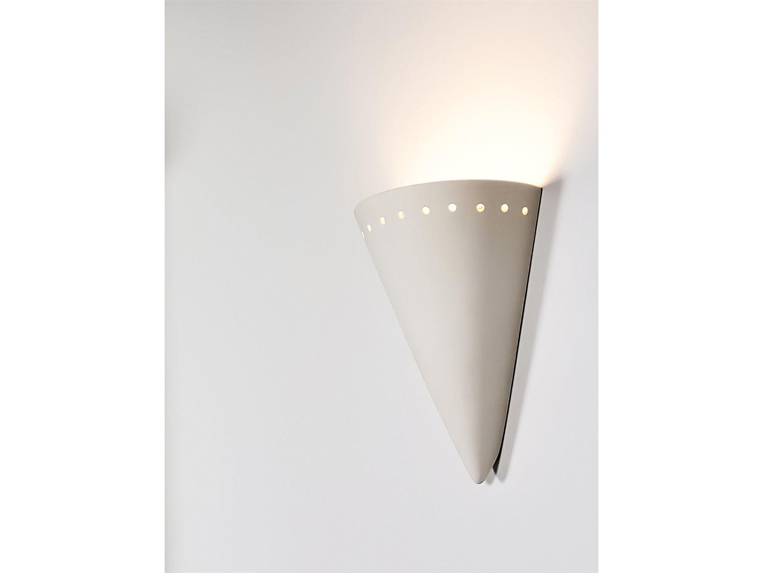 A19 Zealandia 1-Light White Wall Sconce