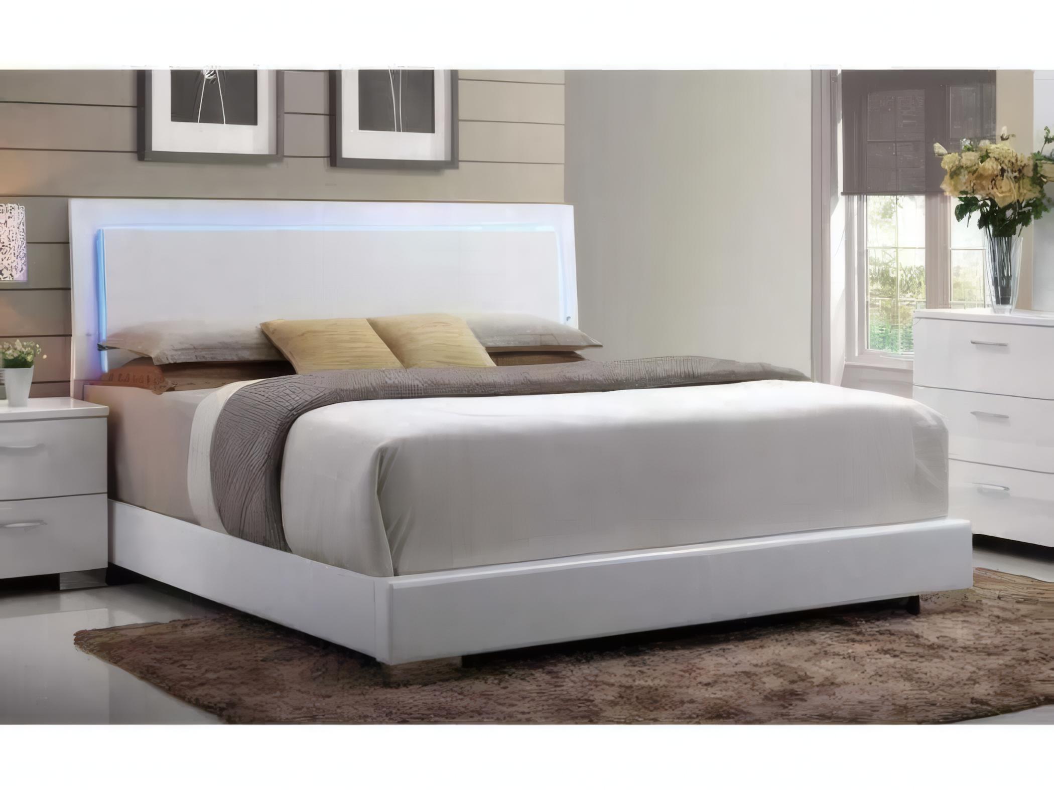 Acme Furniture Lorimar White Synthetic Leather Leg Wood King Platform Bed