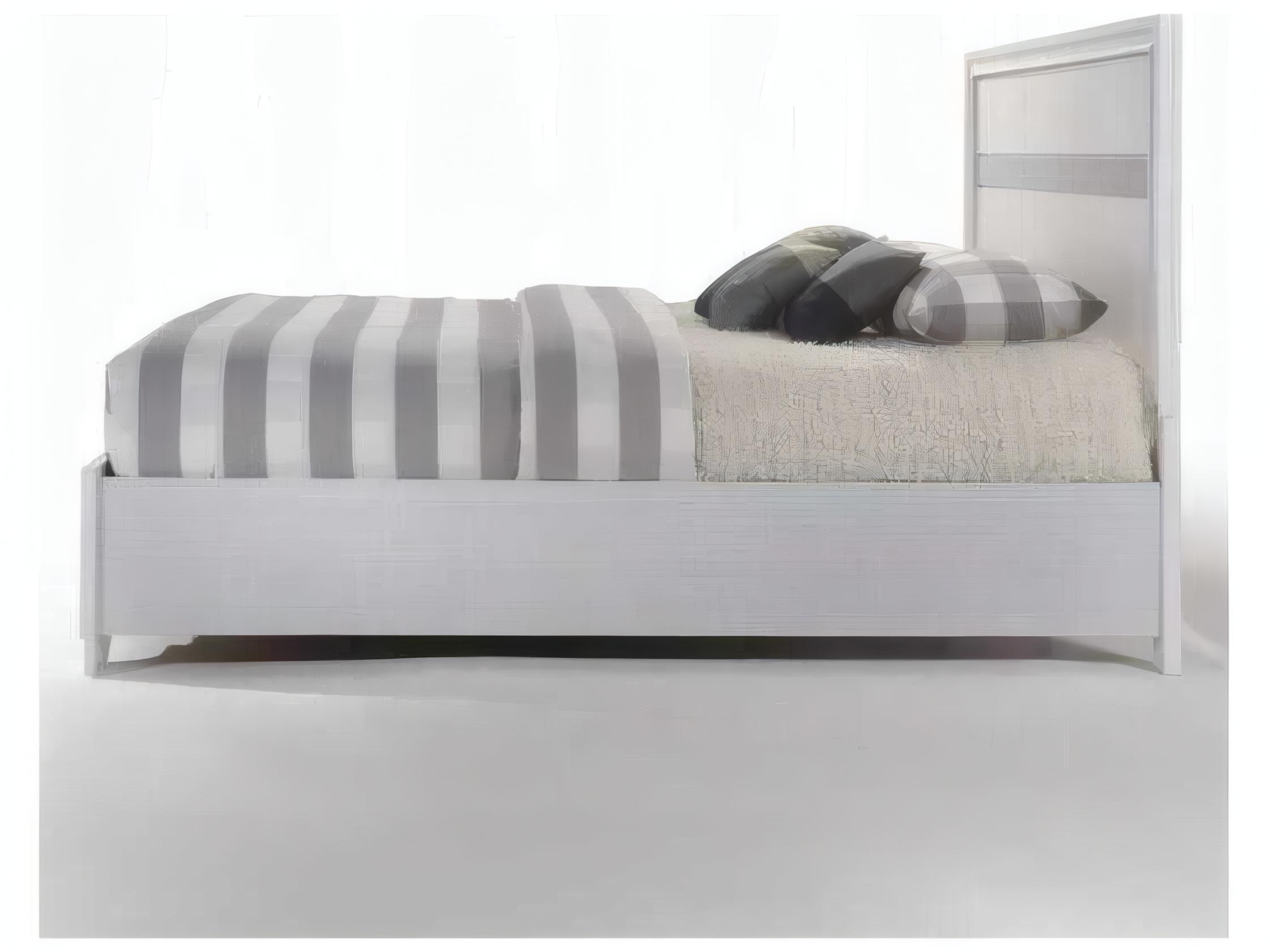 Acme Furniture Naima White Rubberwood Wood King Platform Bed