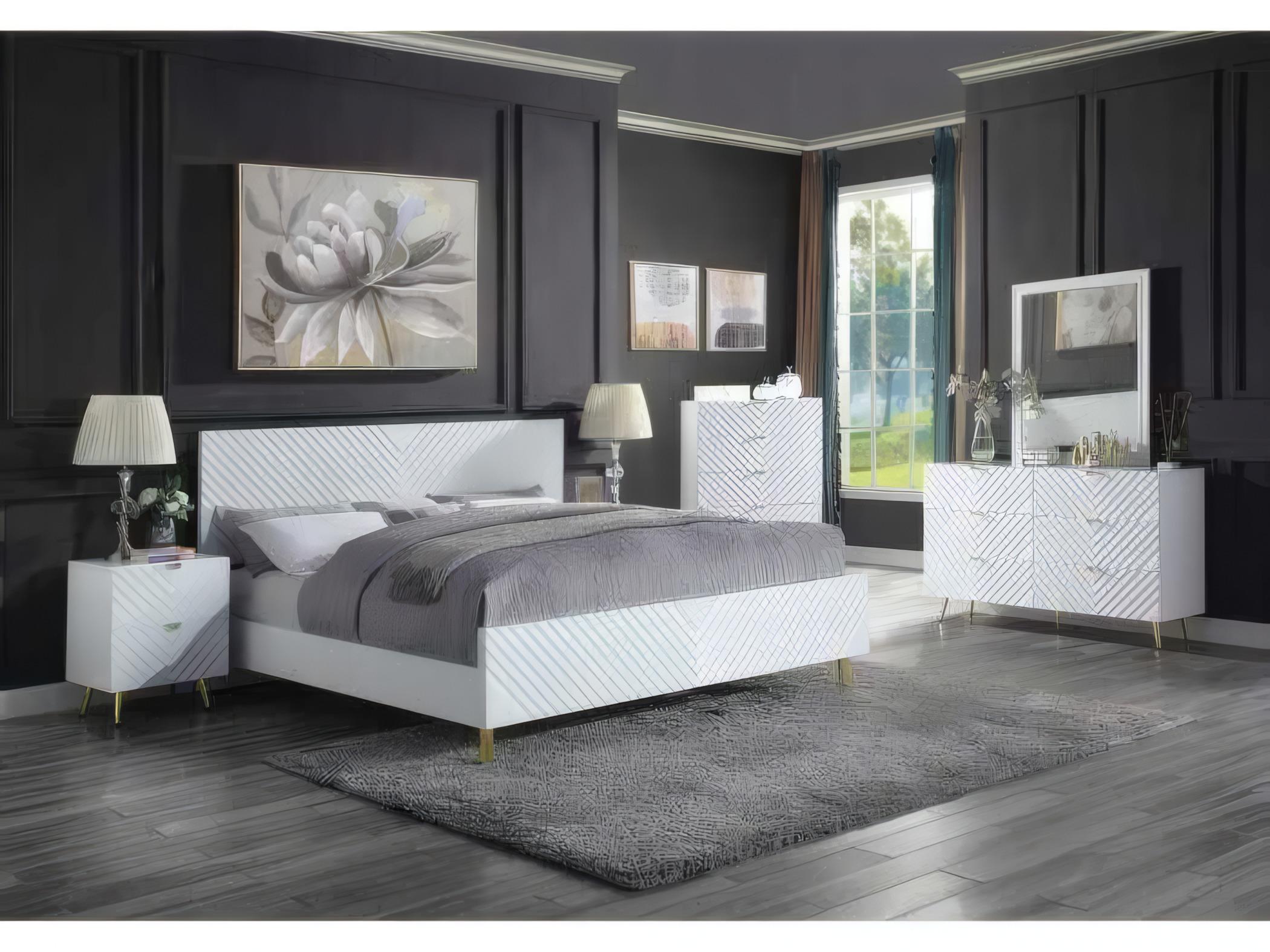 Acme Furniture Gaines White High Gloss Rectangular Wall Mirror