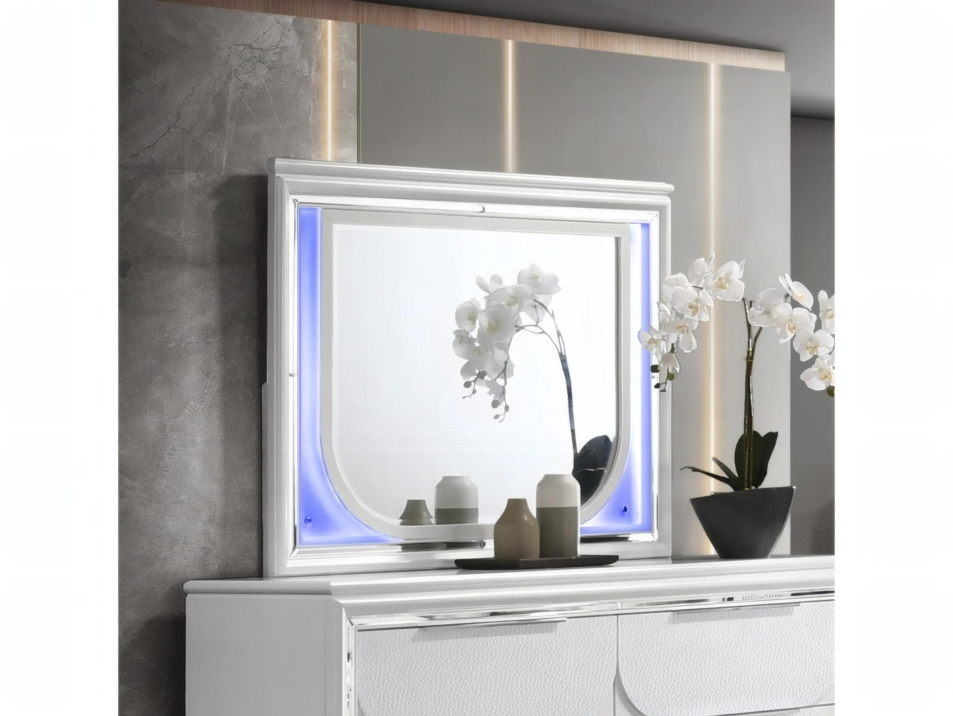 Acme Furniture Tarian Pearl White Rectangular Dresser Mirror