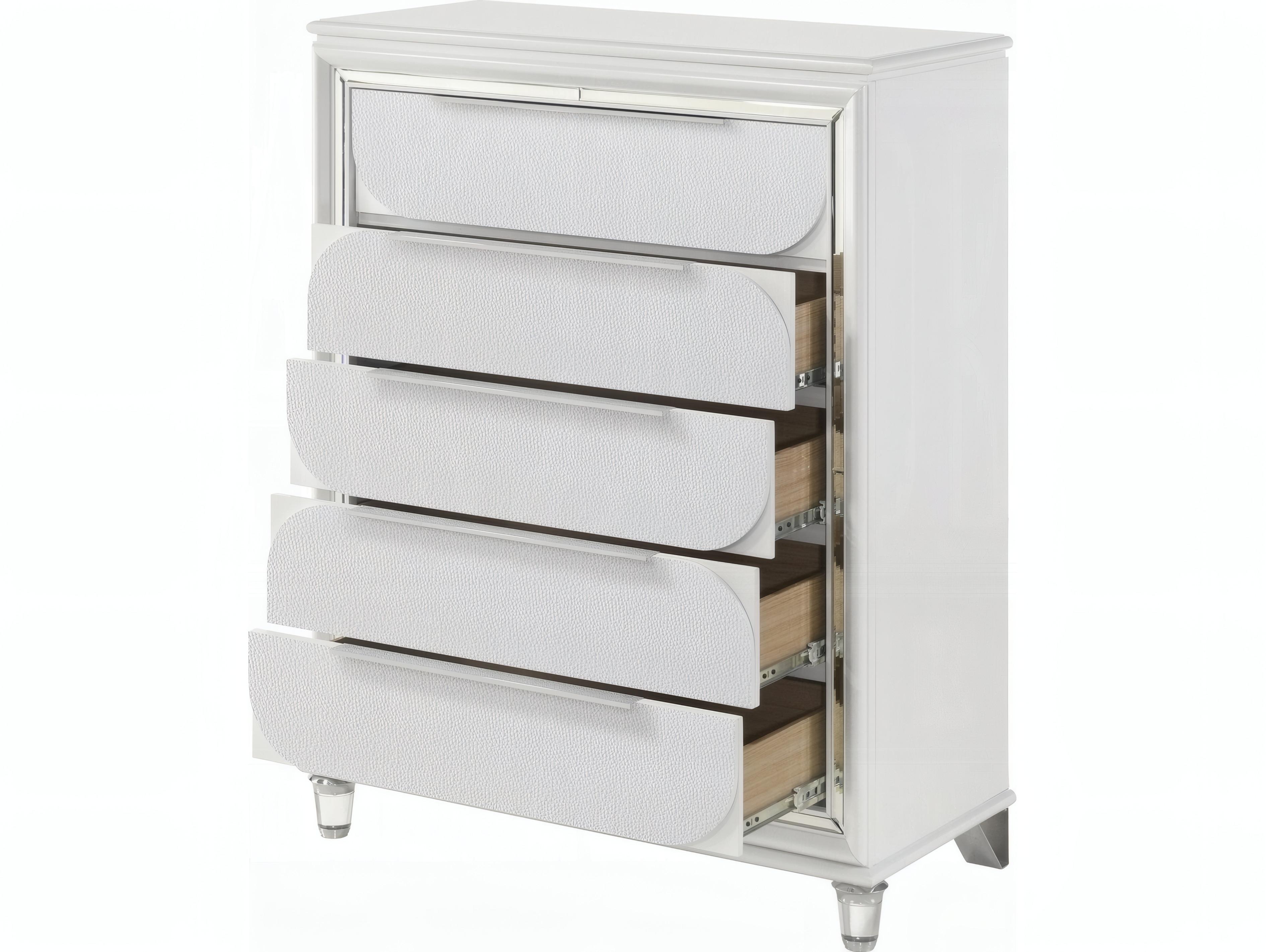 Acme Furniture Tarian Pearl White Rubberwood Accent Chest